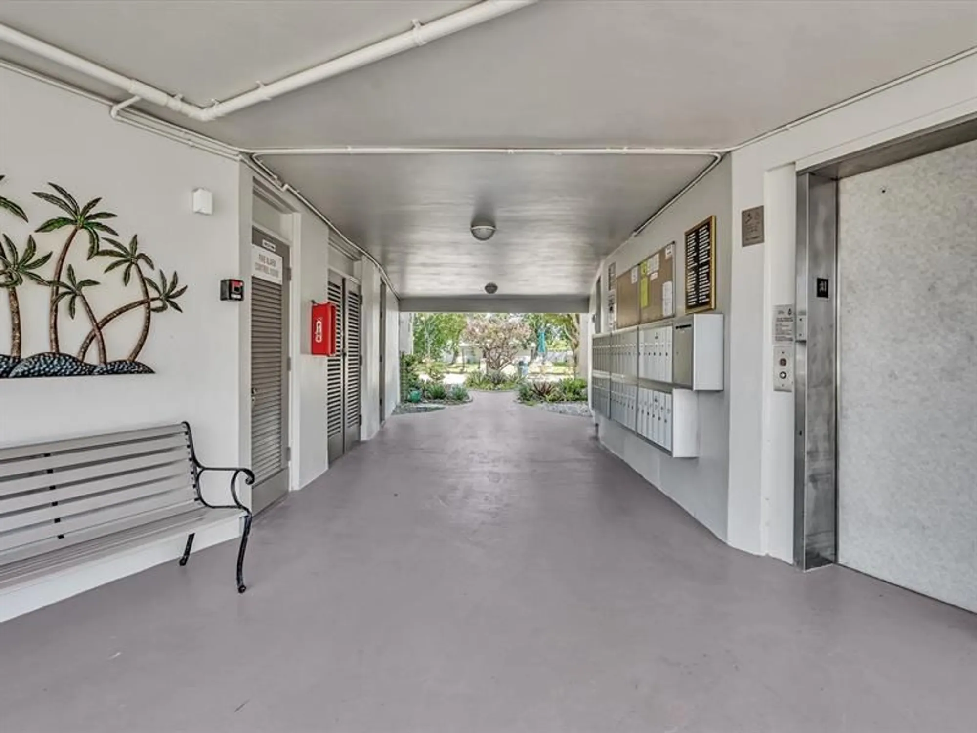 Property Slideshow image 38 of 41 | 2801 nw 47th ter apt 106, Lauderdale Lakes, FL, 33313