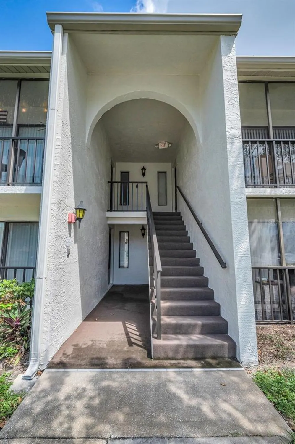 Property Slideshow image 7 of 63 | 2642 pine ridge way d2, Palm Harbor, FL, 34684