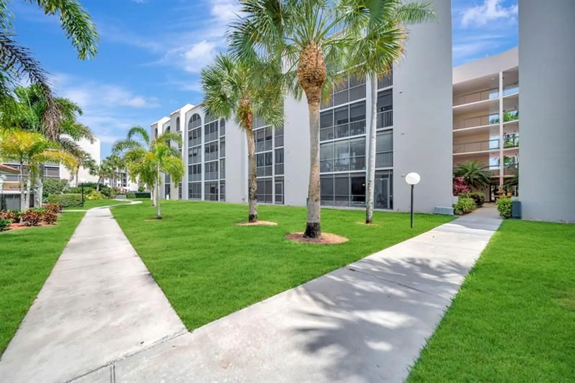 Property Slideshow image 48 of 61 | 3521 environ blvd b501, Lauderhill, FL, 33319