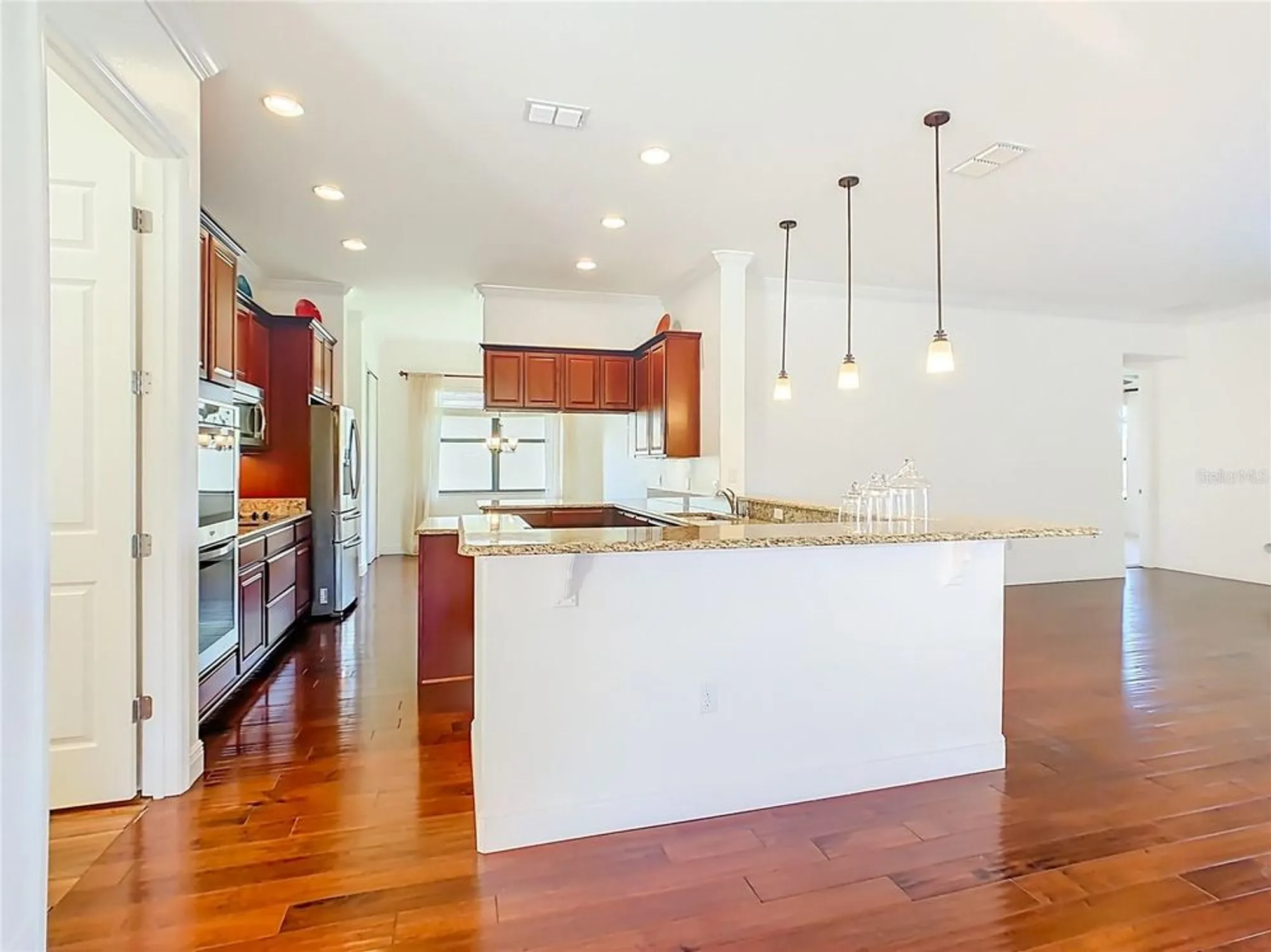 Property Slideshow image 13 of 61 | 650 carmel ln, Kissimmee, FL, 34759