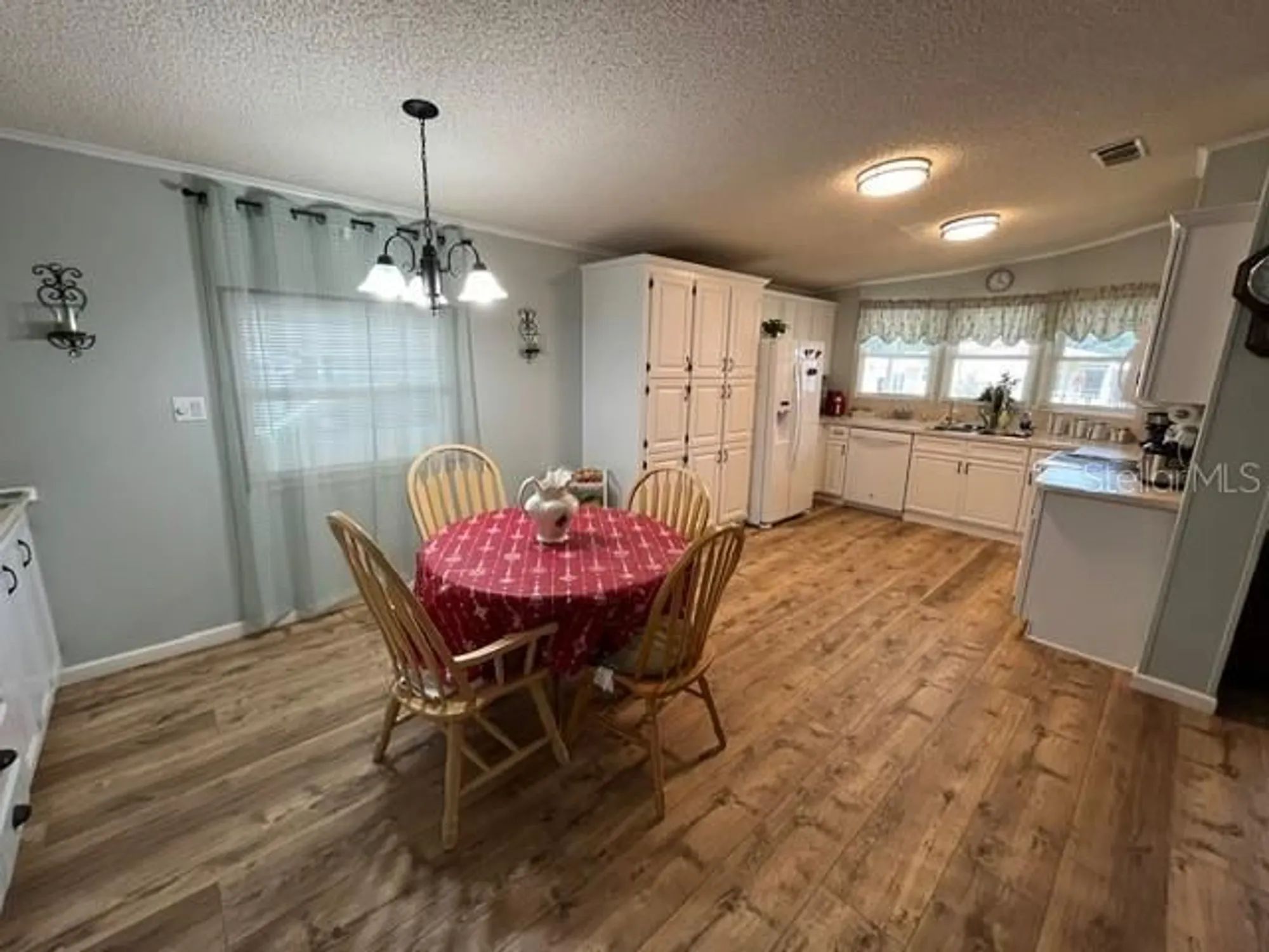 Property Slideshow image 4 of 31 | 1785 quail hill dr, Lakeland, FL, 33810