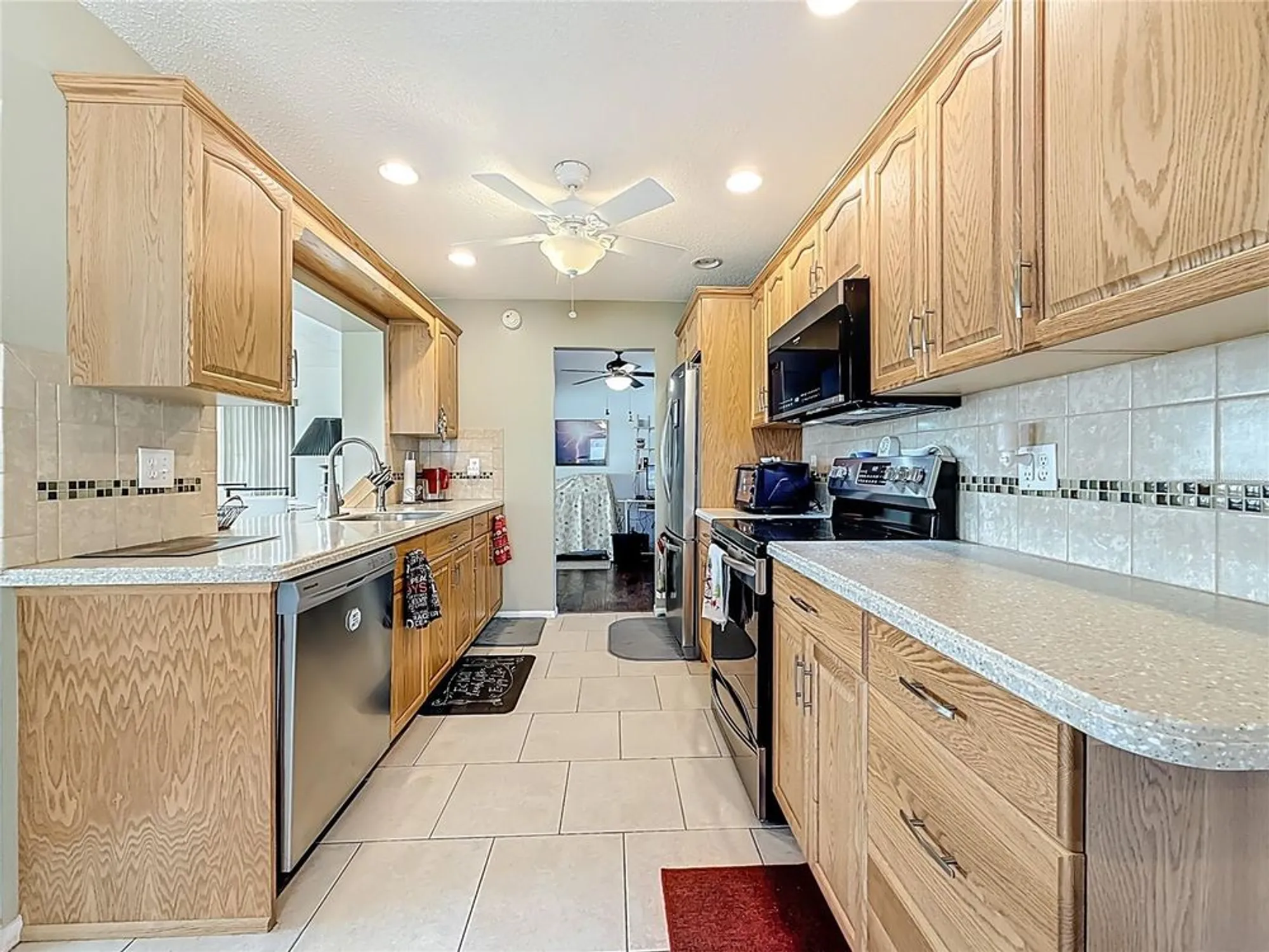 Property Slideshow image 12 of 45 | 9729 36th way n # 4, Pinellas Park, FL, 33782