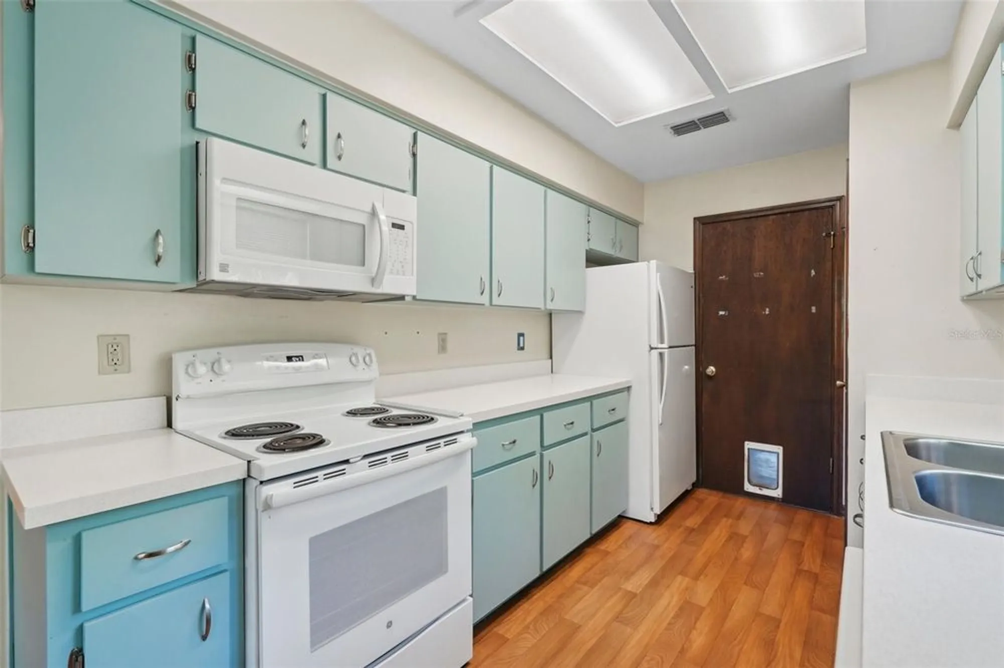 Property Slideshow image 15 of 47 | 28 gordon ct, Leesburg, FL, 34788