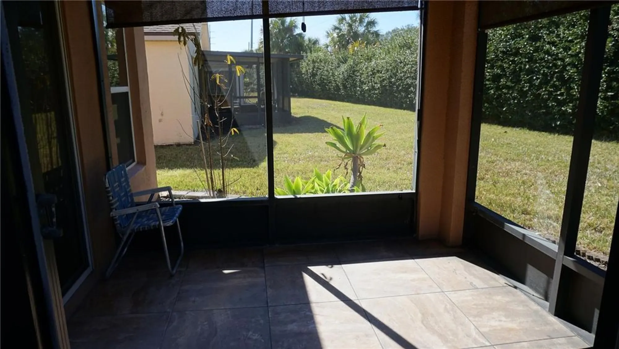 Property Slideshow image 10 of 32 | 156 grand canal dr, Poinciana, FL, 34759