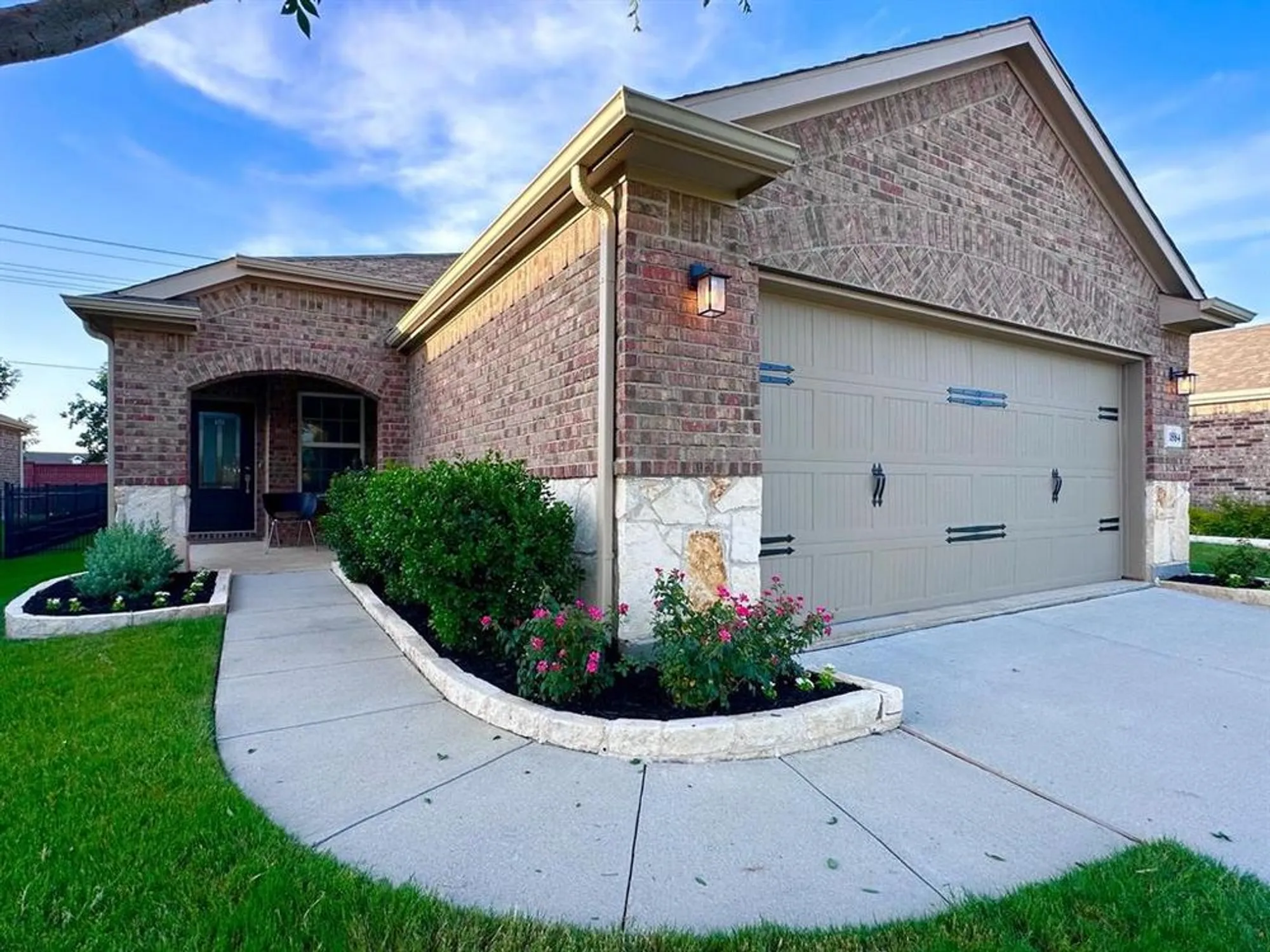 Property Slideshow image 5 of 23 | 1884 marsh point dr, Frisco, TX, 75036