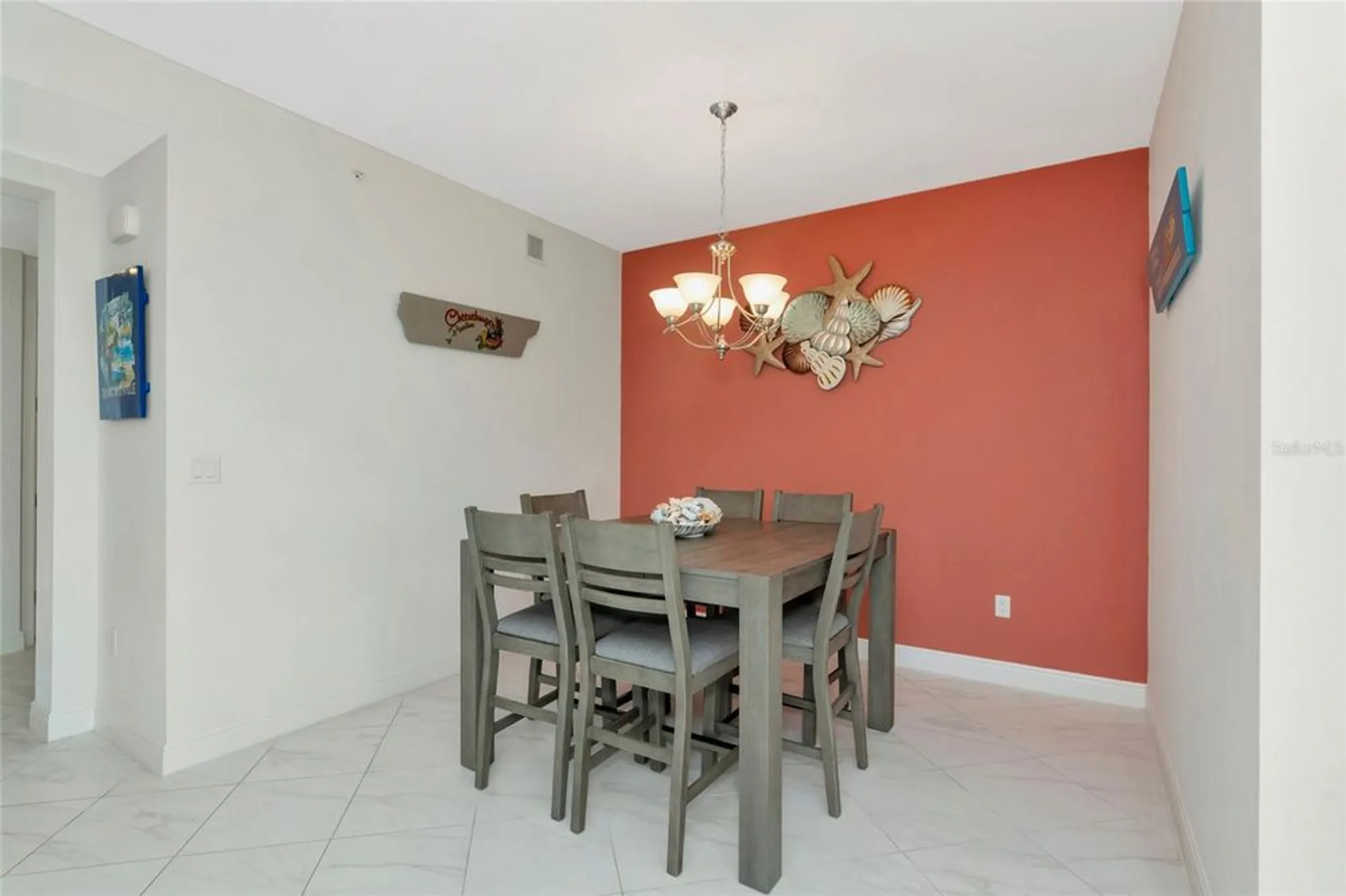 Property Slideshow image 12 of 78 | 395 aruba cir 203, Bradenton, FL, 34209