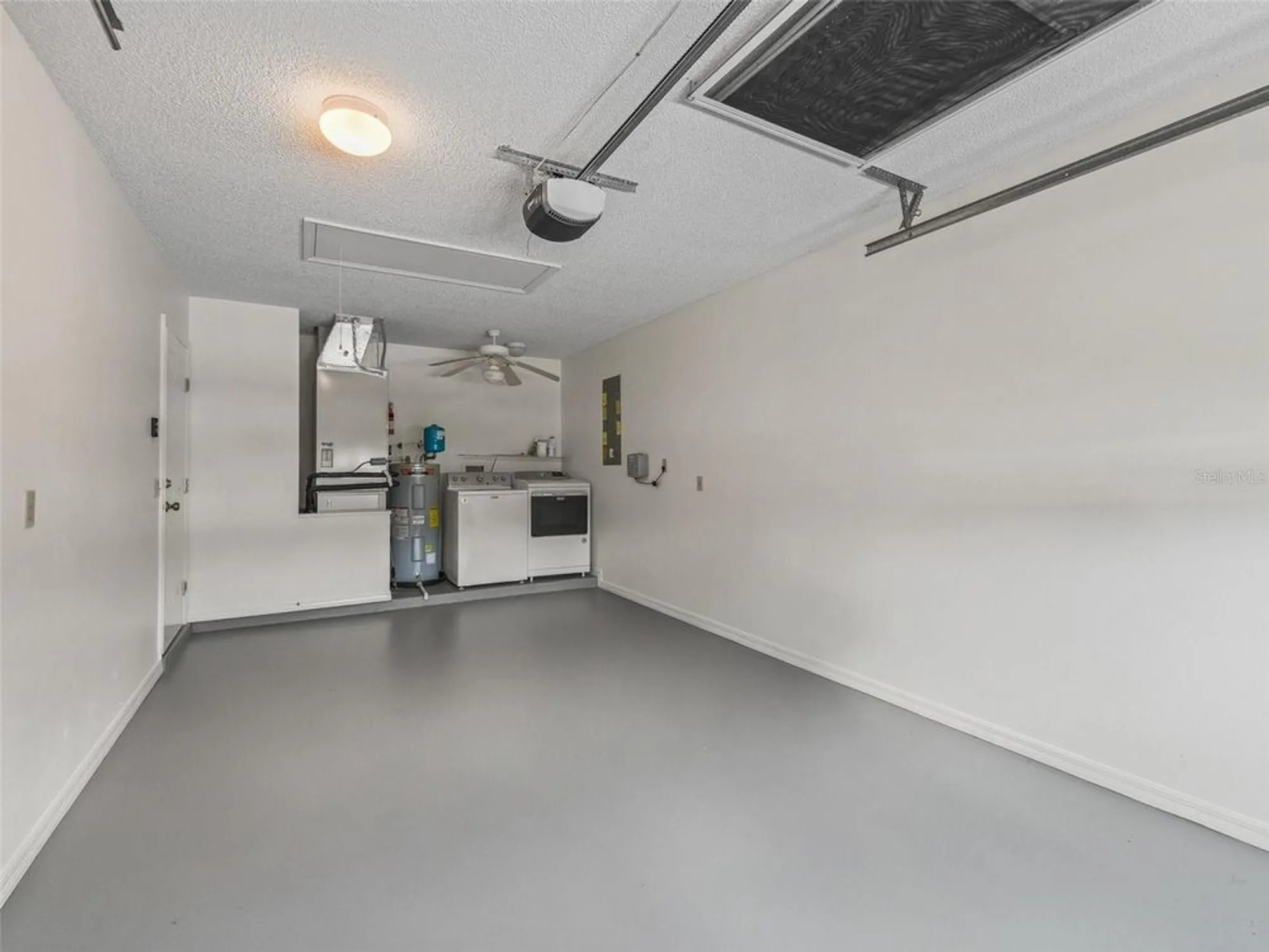 Property Slideshow image 30 of 42 | 1142 w boone ct, The Villages, FL, 32159