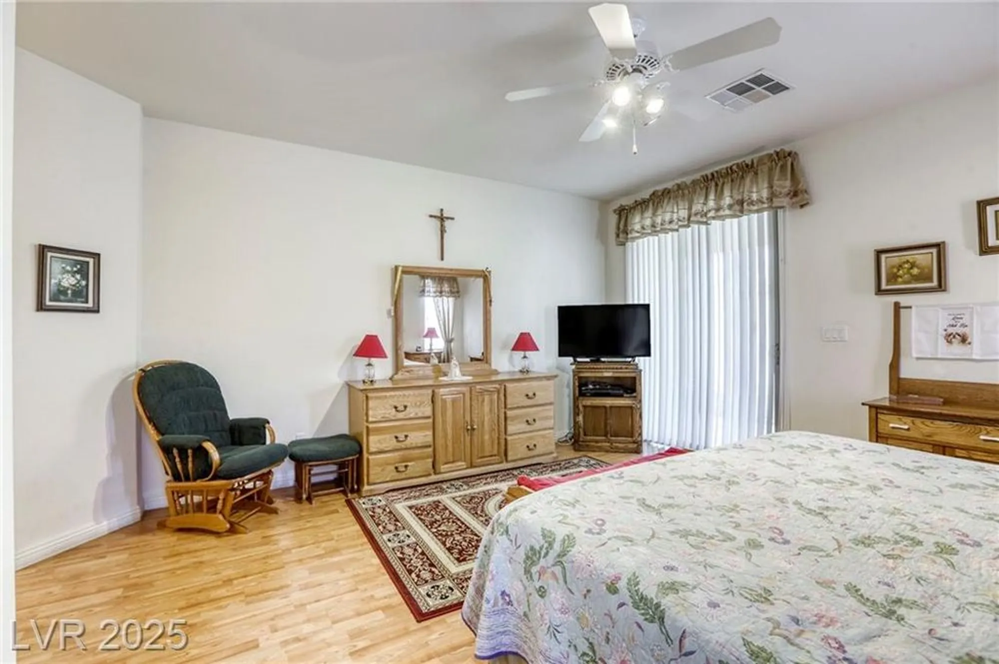 Property Slideshow image 26 of 65 | 3736 rocklin peak ave, North Las Vegas, NV, 89081