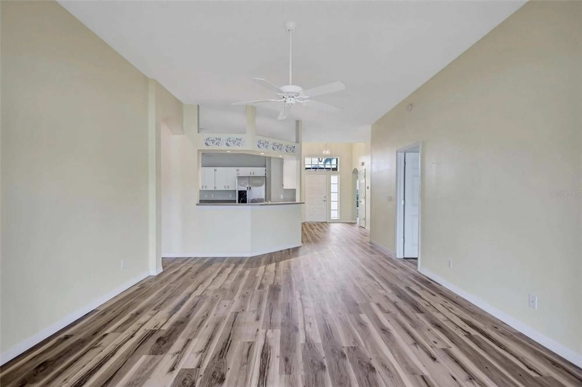 Property Slideshow image 20 of 48 | 811 staffordshire ln 32, Sun City Center, FL, 33573