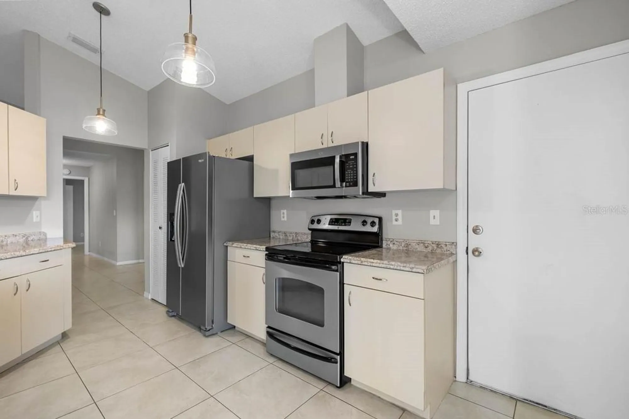 Property Slideshow image 9 of 54 | 1209 litchfield dr # 42, Sun City Center, FL, 33573
