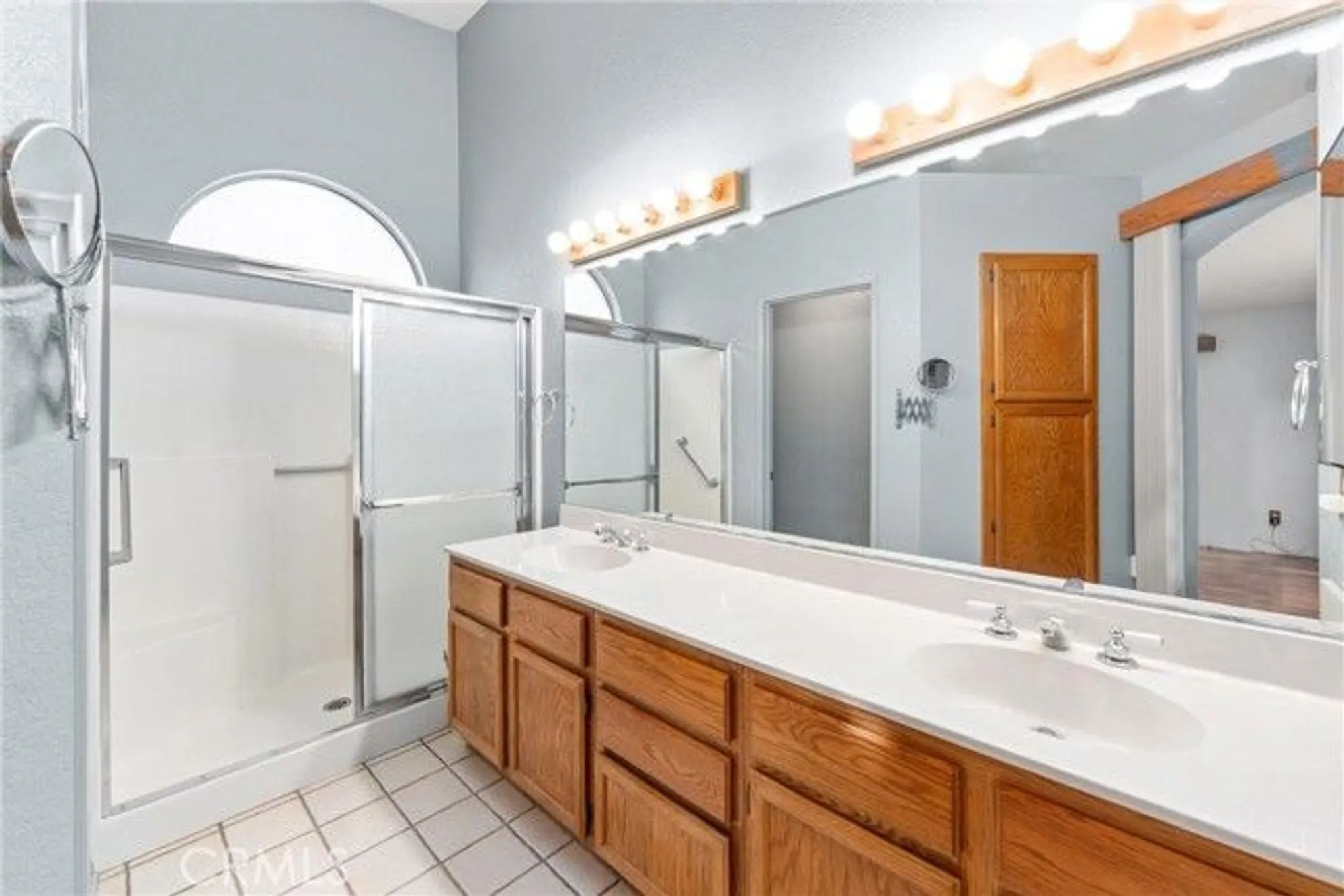 Property Slideshow image 19 of 35 | 1863 ash tree ln, Hemet, CA, 92545