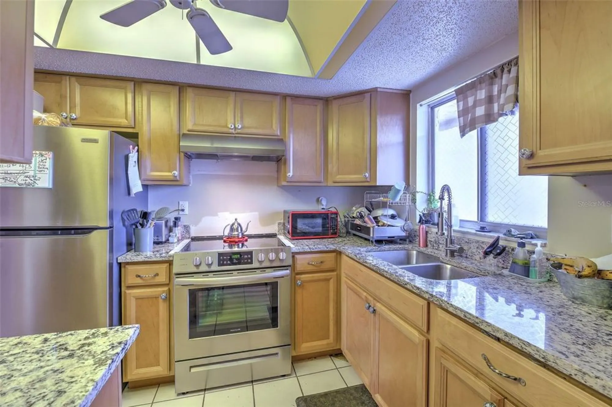 Property Slideshow image 9 of 35 | 3753 lake bayshore dr h305, Bradenton, FL, 34205