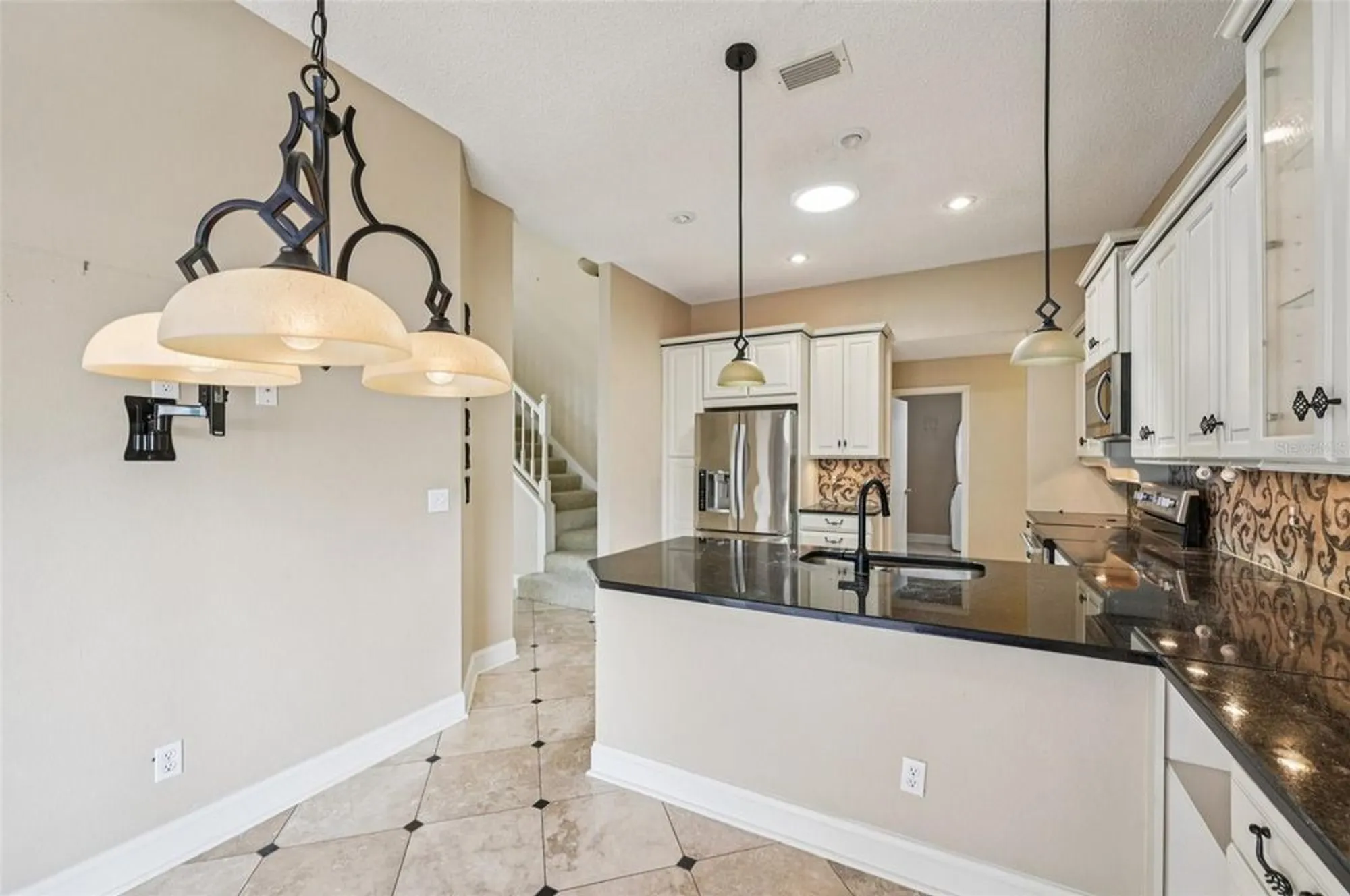 Property Slideshow image 15 of 70 | 675 masterpiece dr, Sun City Center, FL, 33573