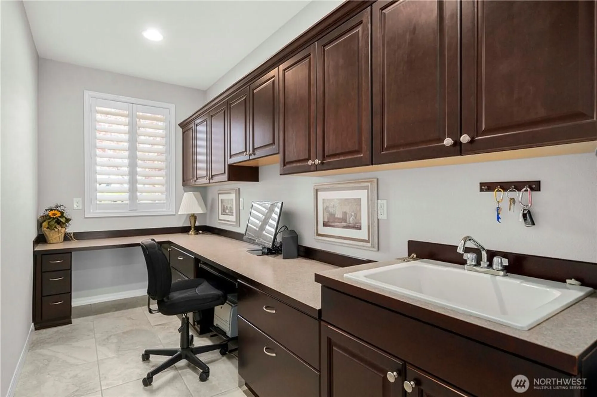 Property Slideshow image 20 of 33 | 14613 knoll park ct, Bonney Lake, WA, 98391