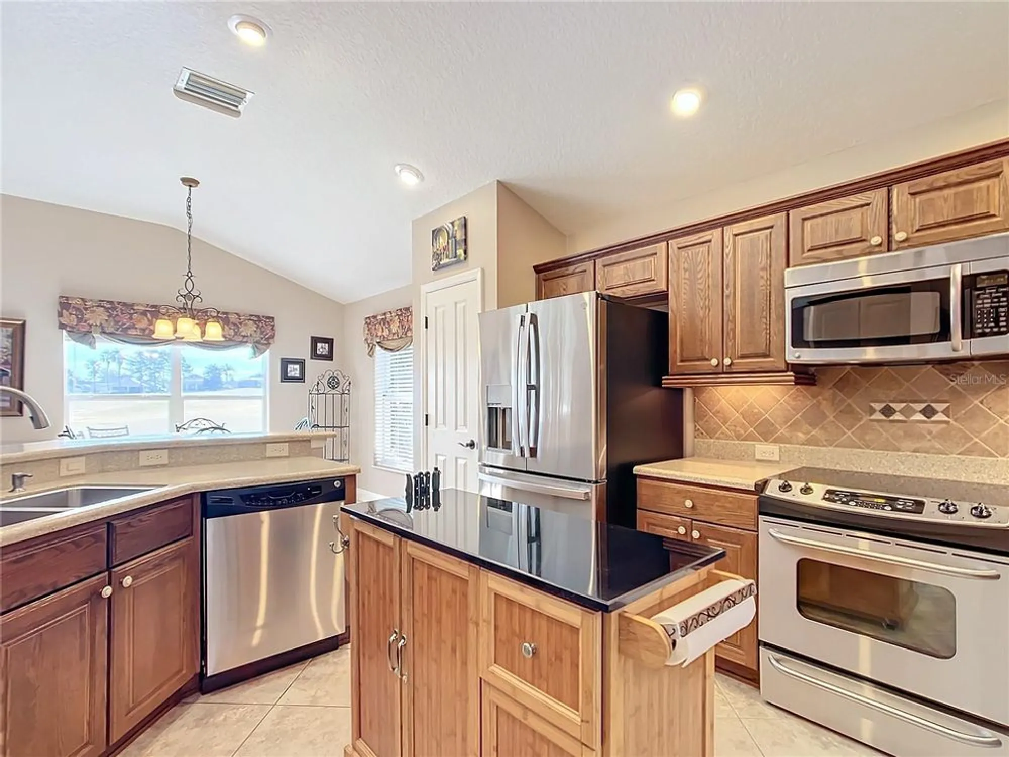 Property Slideshow image 18 of 68 | 276 lawthorn st, The Villages, FL, 32162