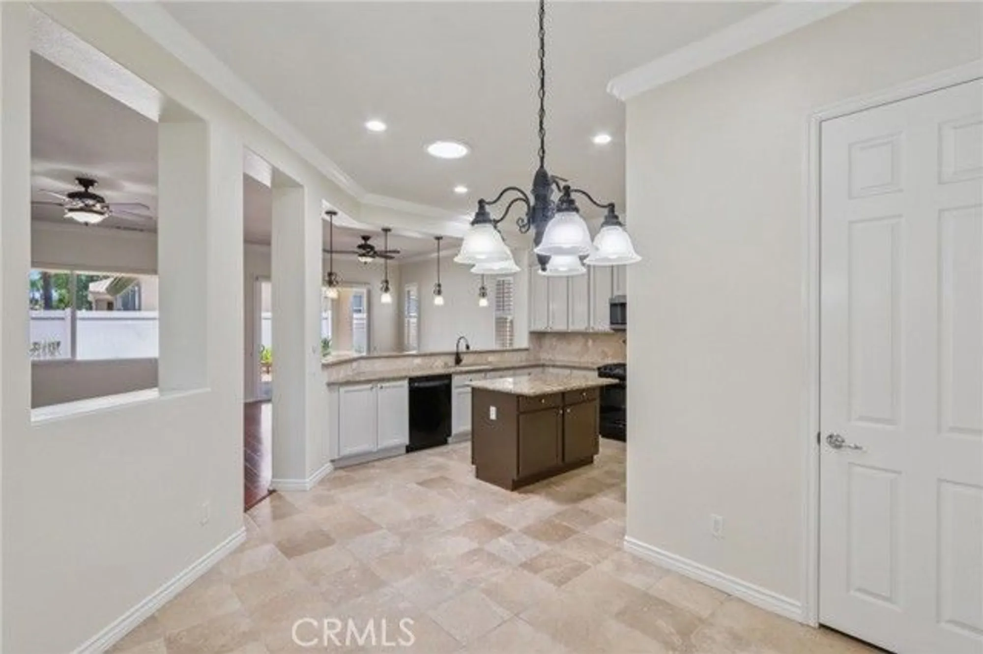 Property Slideshow image 11 of 70 | 5136 via bajamar, Hemet, CA, 92545