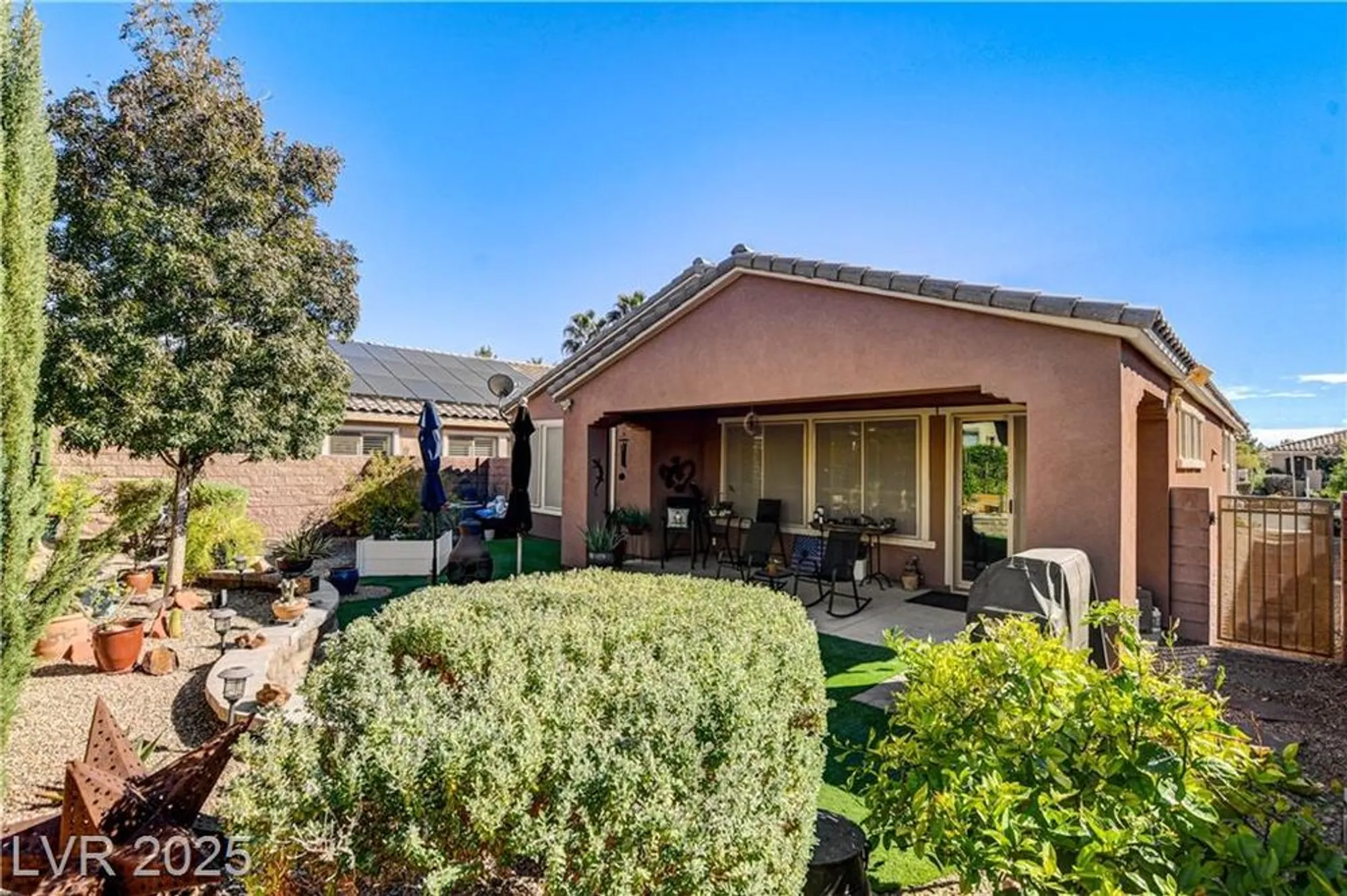 Property Slideshow image 39 of 63 | 3712 corte bella hills ave, North Las Vegas, NV, 89081