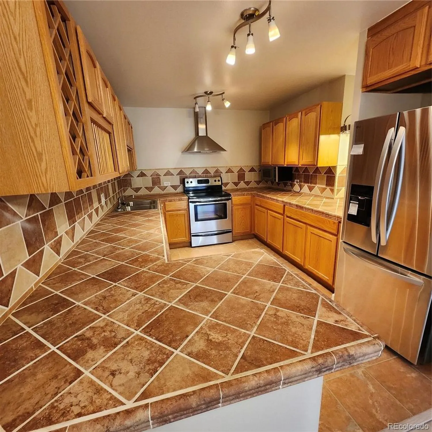 Property Slideshow image 14 of 48 | 755 s clinton st 6b, Denver, CO, 80247