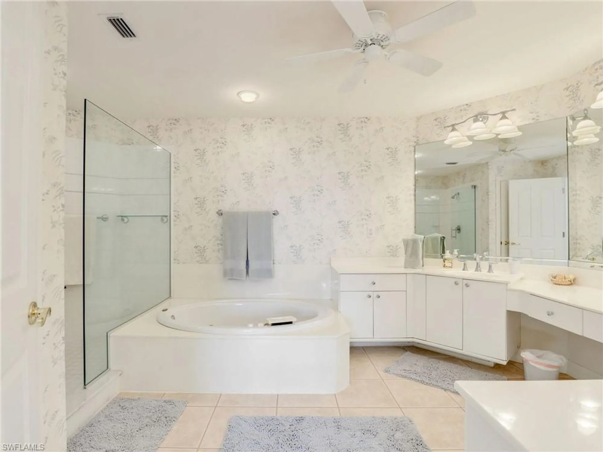 Property Slideshow image 24 of 49 | 3471 ballybridge cir 202, Bonita Springs, FL, 34134