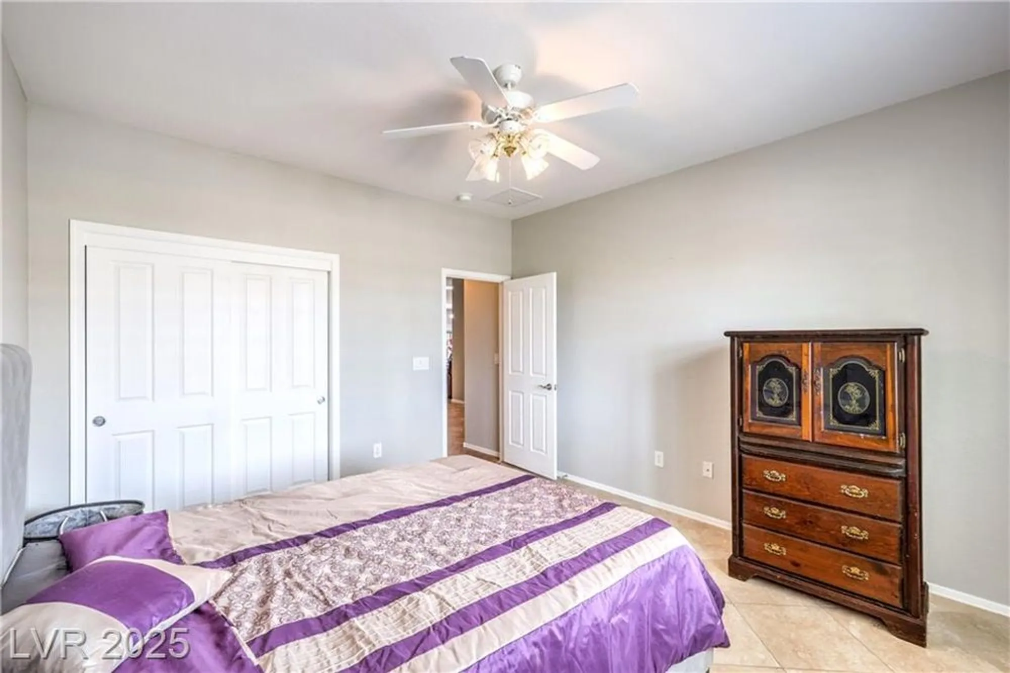 Property Slideshow image 29 of 37 | 2413 hamonah dr, Henderson, NV, 89044