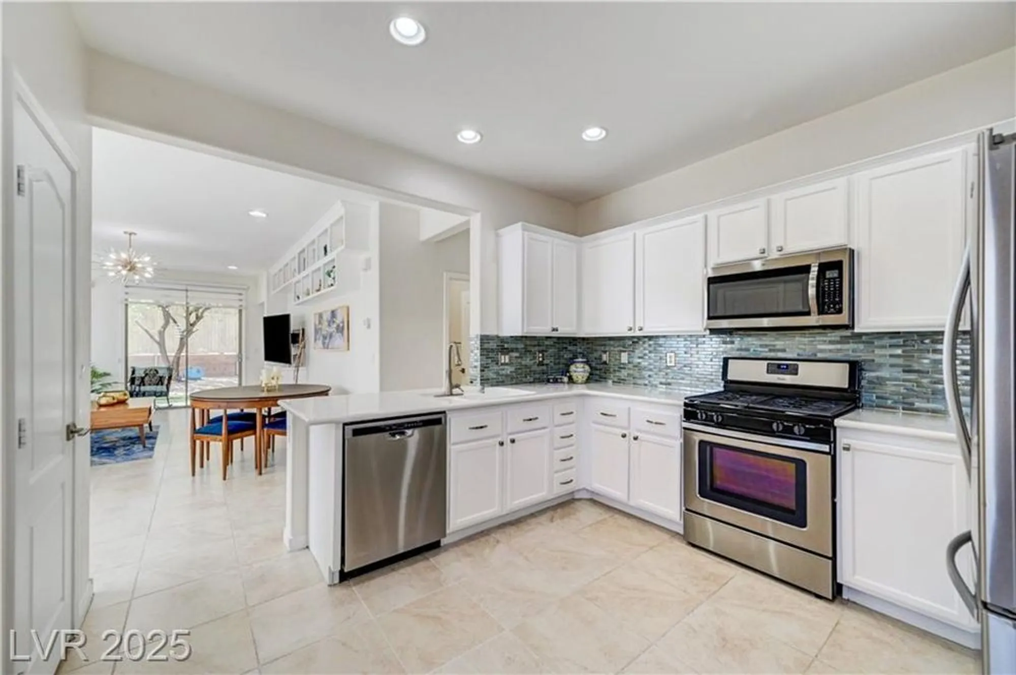 Property Slideshow image 38 of 94 | 5829 summit greens st, North Las Vegas, NV, 89081