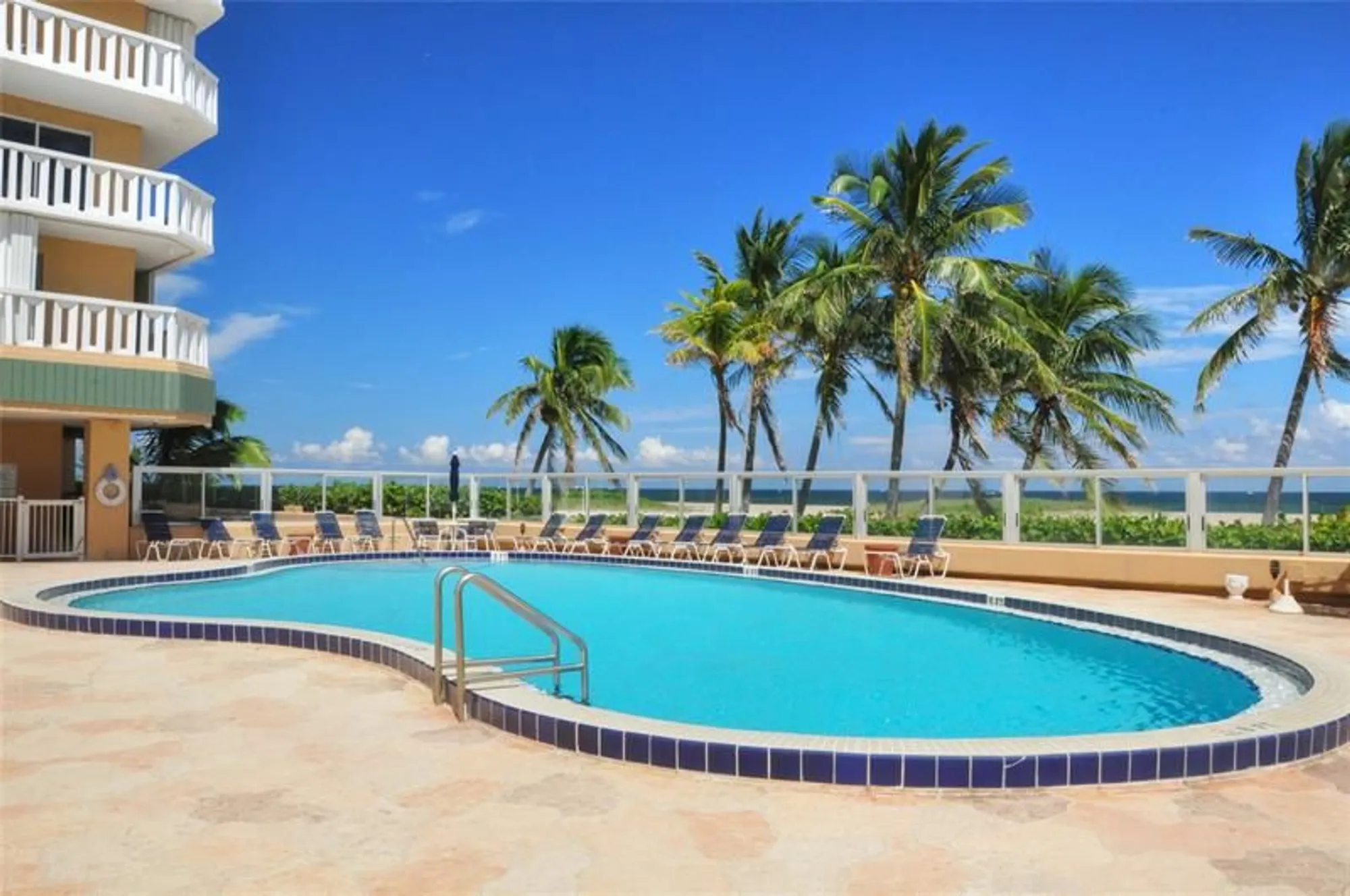 Property Slideshow image 36 of 49 | 1012 n ocean blvd 807, Pompano Beach, FL, 33062