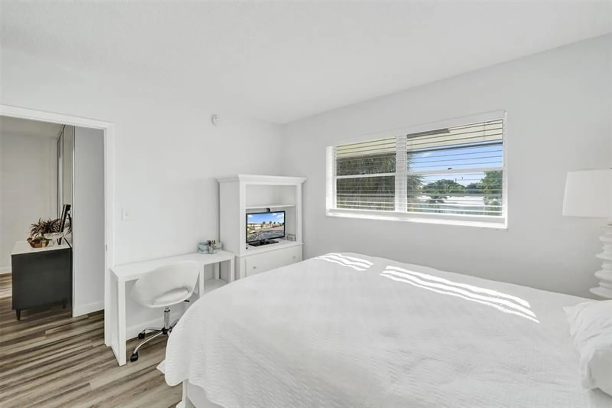 Property Slideshow image 10 of 68 | 2751 e golf blvd 2019, Pompano Beach, FL, 33064