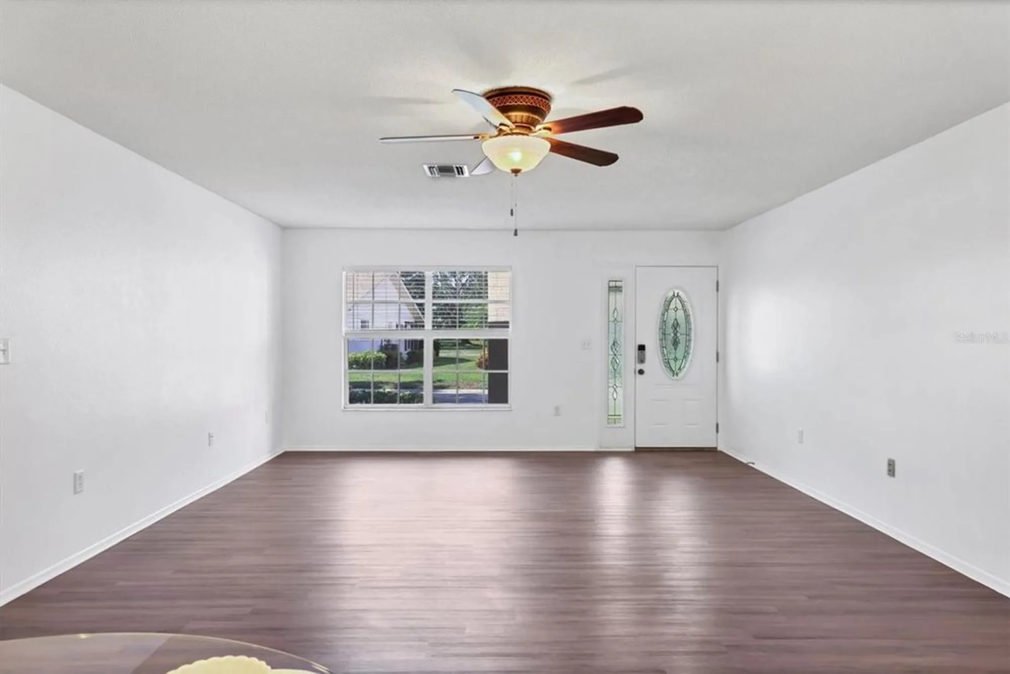 Property Slideshow image 5 of 44 | 4247 oakhurst cir 3033, Sarasota, FL, 34233