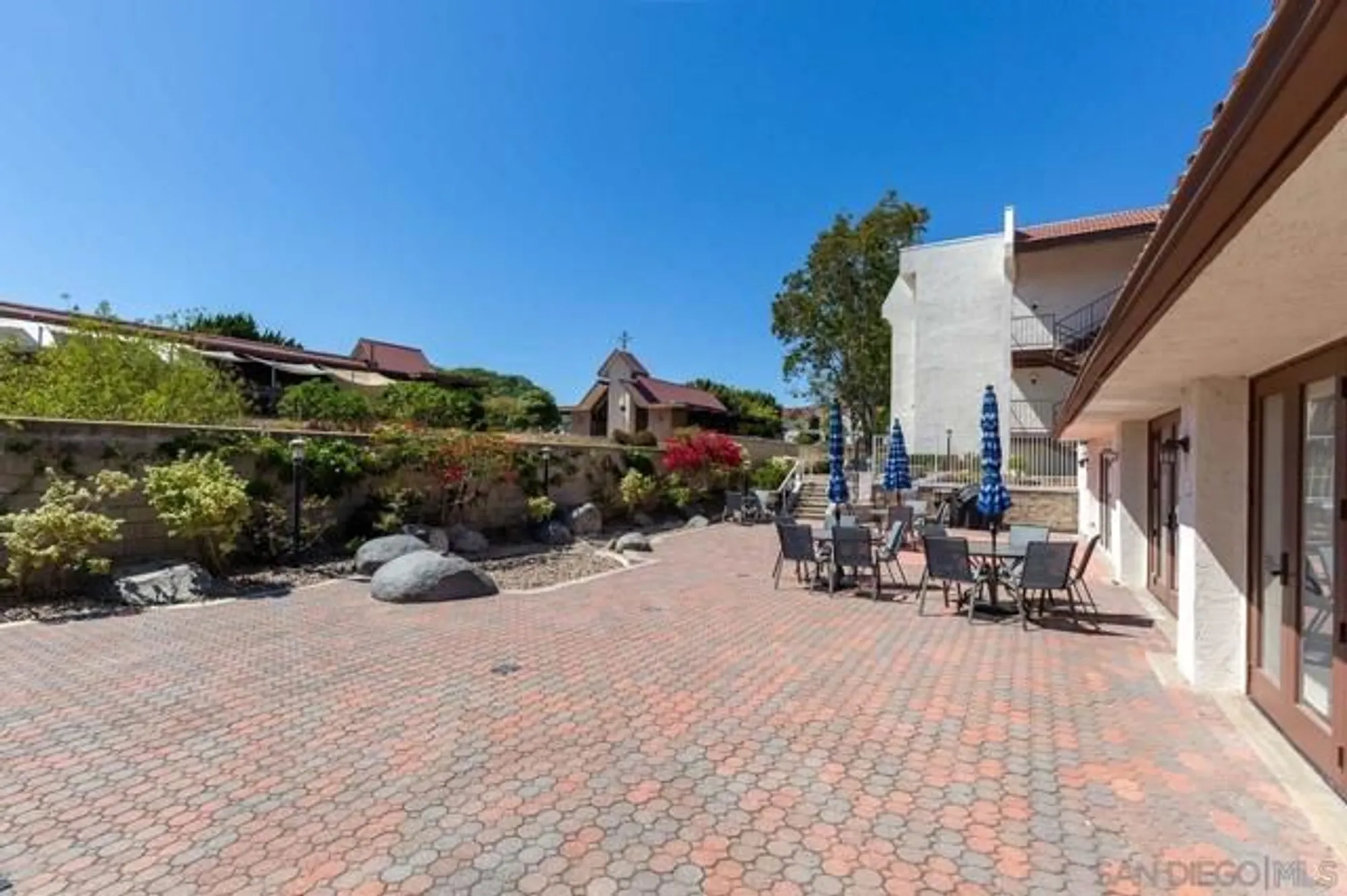 Property Slideshow image 20 of 25 | 6330 genesee ave unit 112, San Diego, CA, 92122