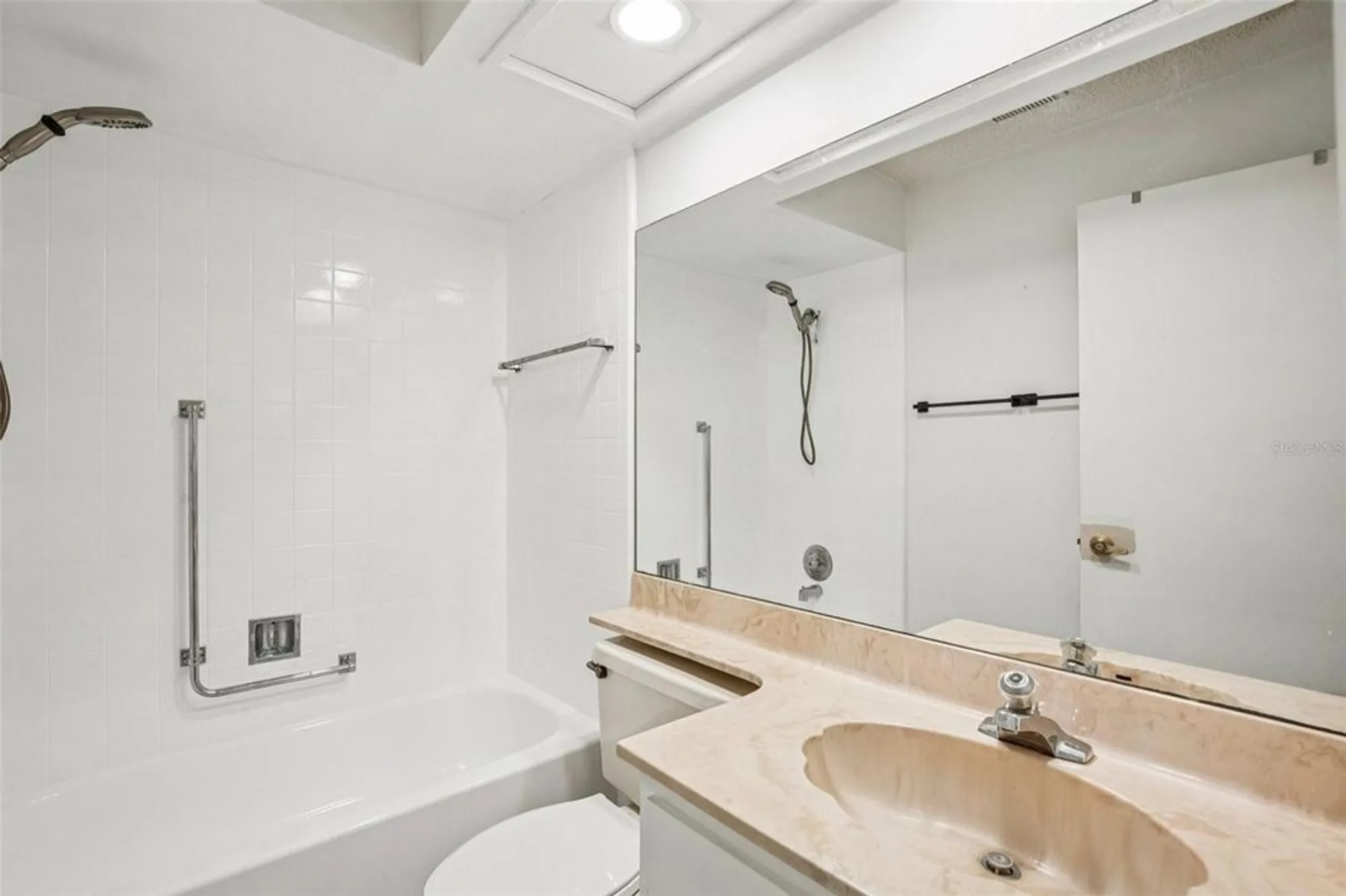 Property Slideshow image 26 of 34 | 11211 rollingwood dr, Port Richey, FL, 34668