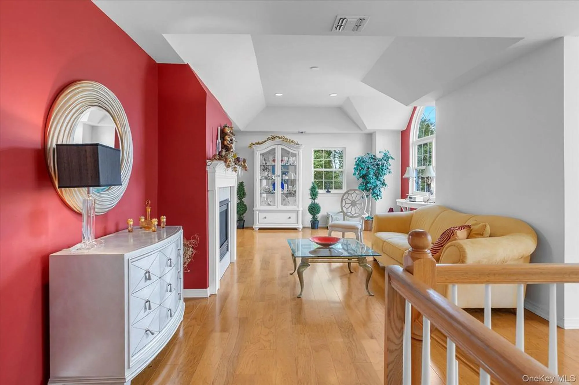 Property Slideshow image 5 of 23 | 4006 saint andrews ave, Riverhead, NY, 11901