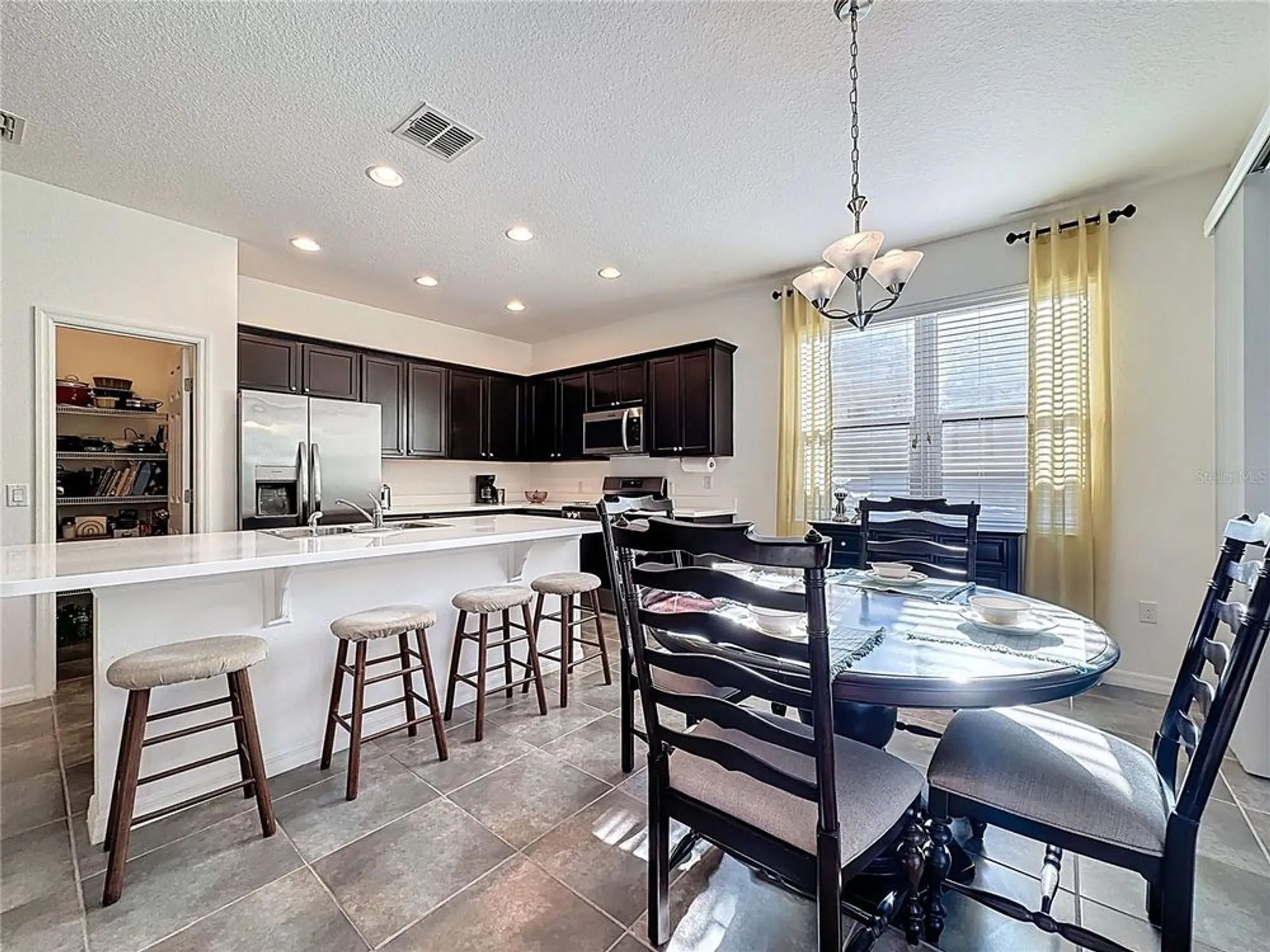 Property Slideshow image 22 of 68 | 1398 del mar dr, Kissimmee, FL, 34759