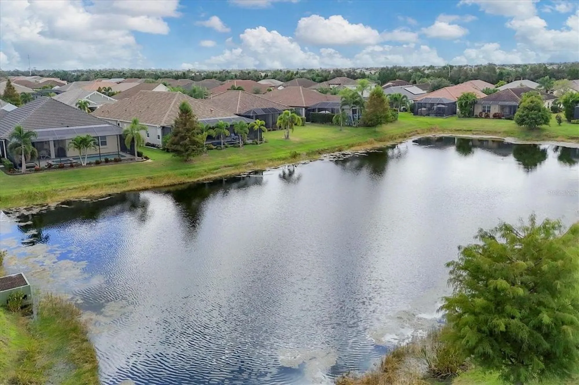 Property Slideshow image 58 of 81 | 4123 midnight blue run, Bradenton, FL, 34211