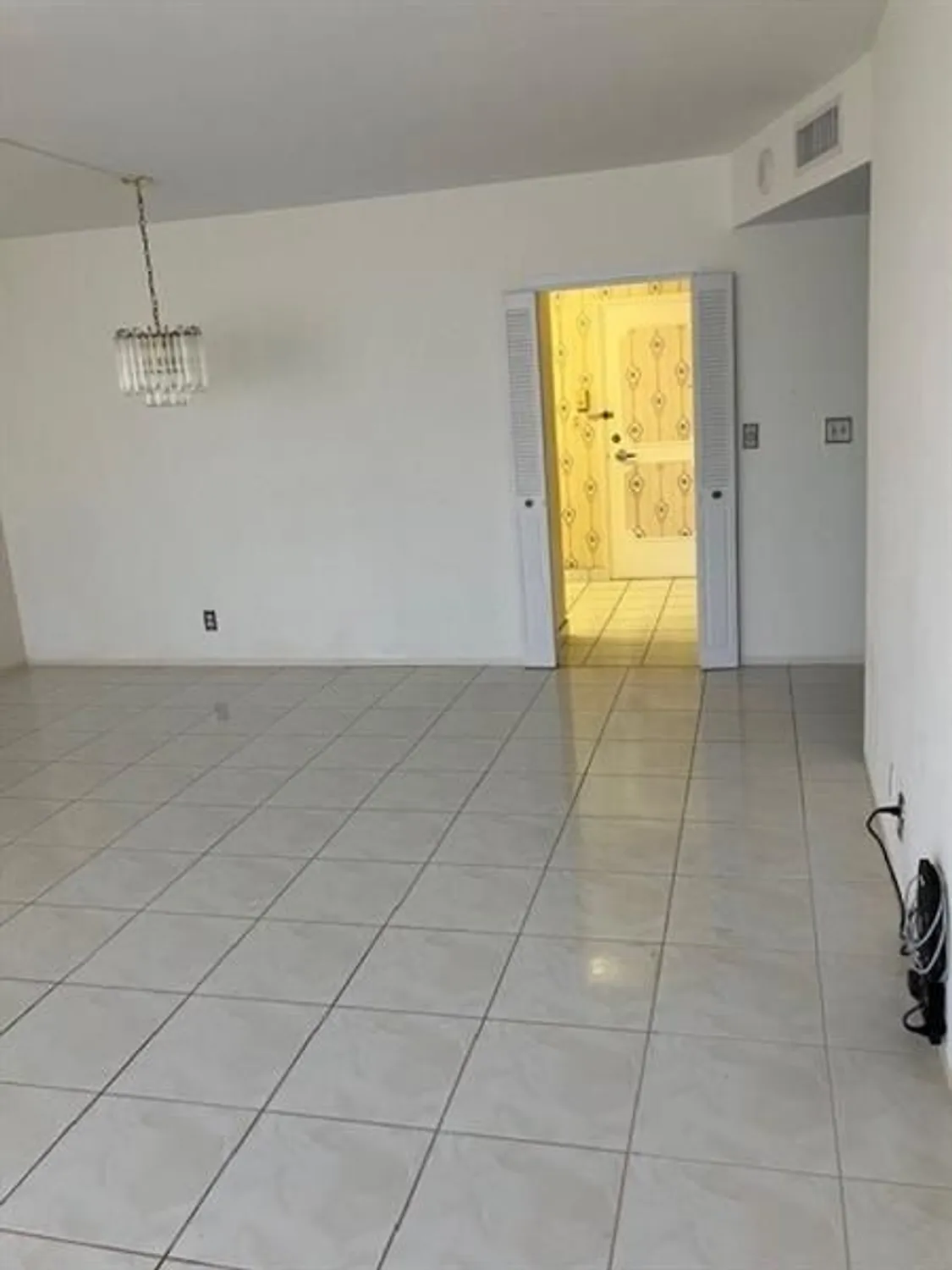 Property Slideshow image 9 of 56 | 3200 ne 36th st 321, Fort Lauderdale, FL, 33308