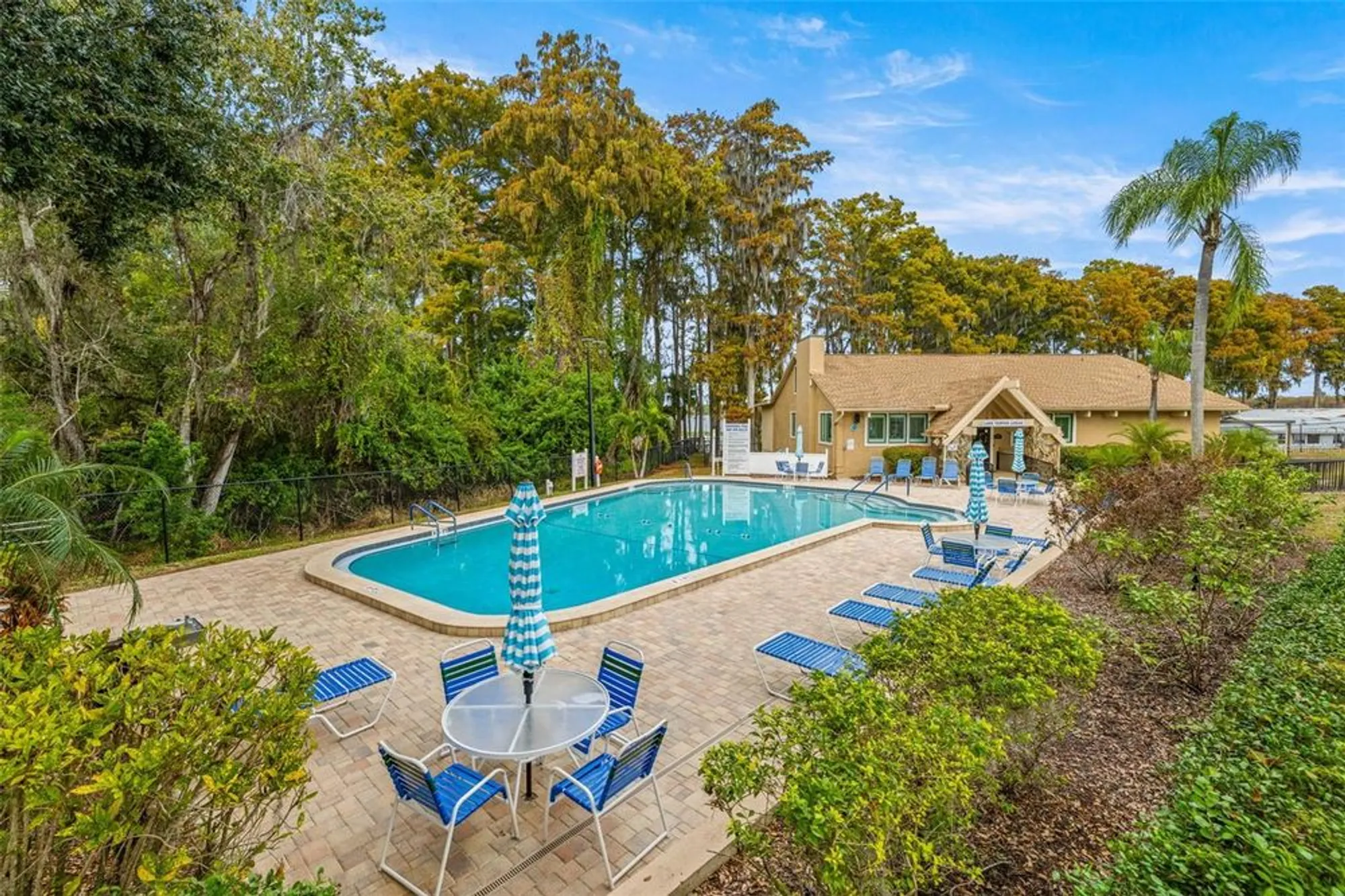 Property Slideshow image 43 of 50 | 142 stafford cir, Palm Harbor, FL, 34684