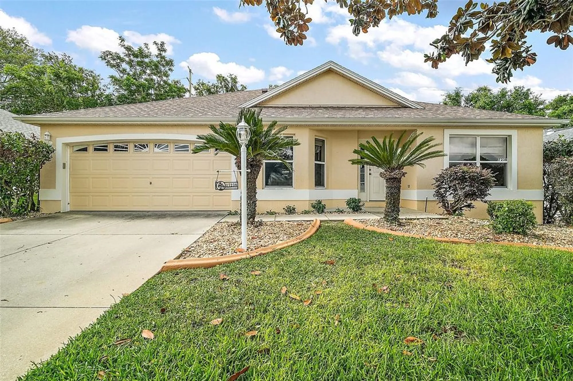 Property Slideshow image 1 of 21 | 17238 se 94th coults cir, The Villages, FL, 32162
