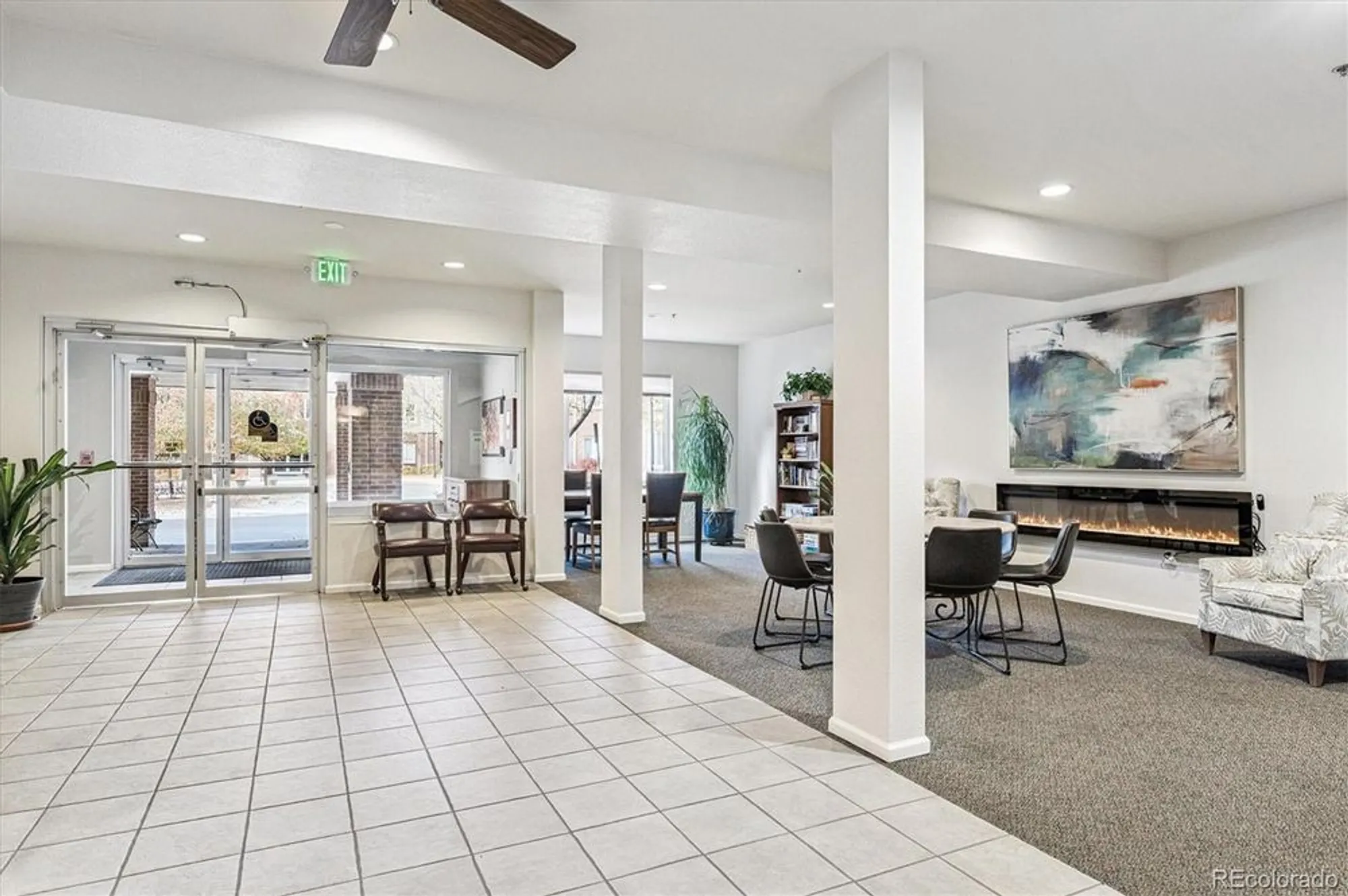 Property Slideshow image 23 of 39 | 2896 w riverwalk cir a304, Littleton, CO, 80123