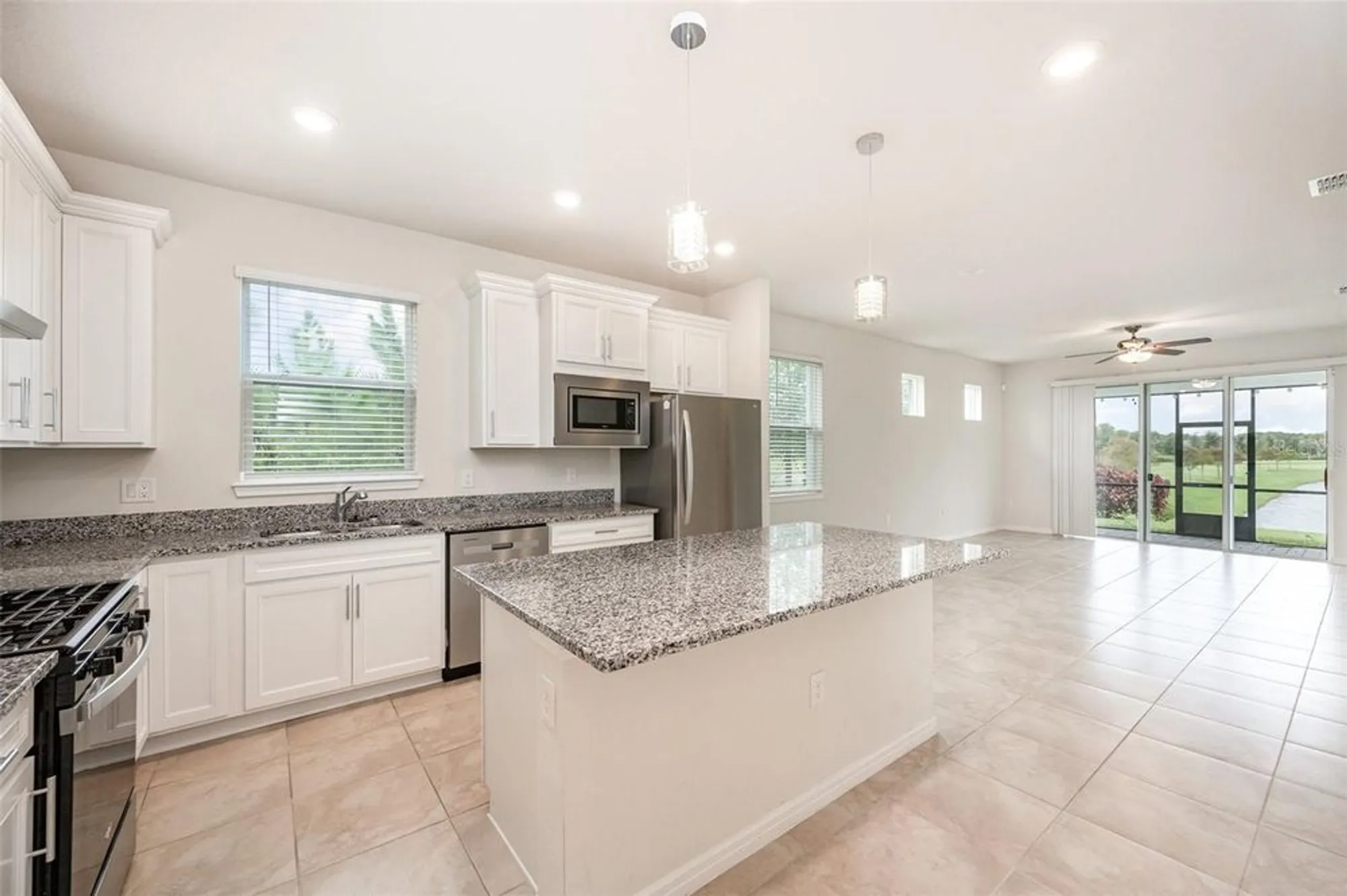 Property Slideshow image 9 of 27 | 2587 cliff way, Saint Cloud, FL, 34771