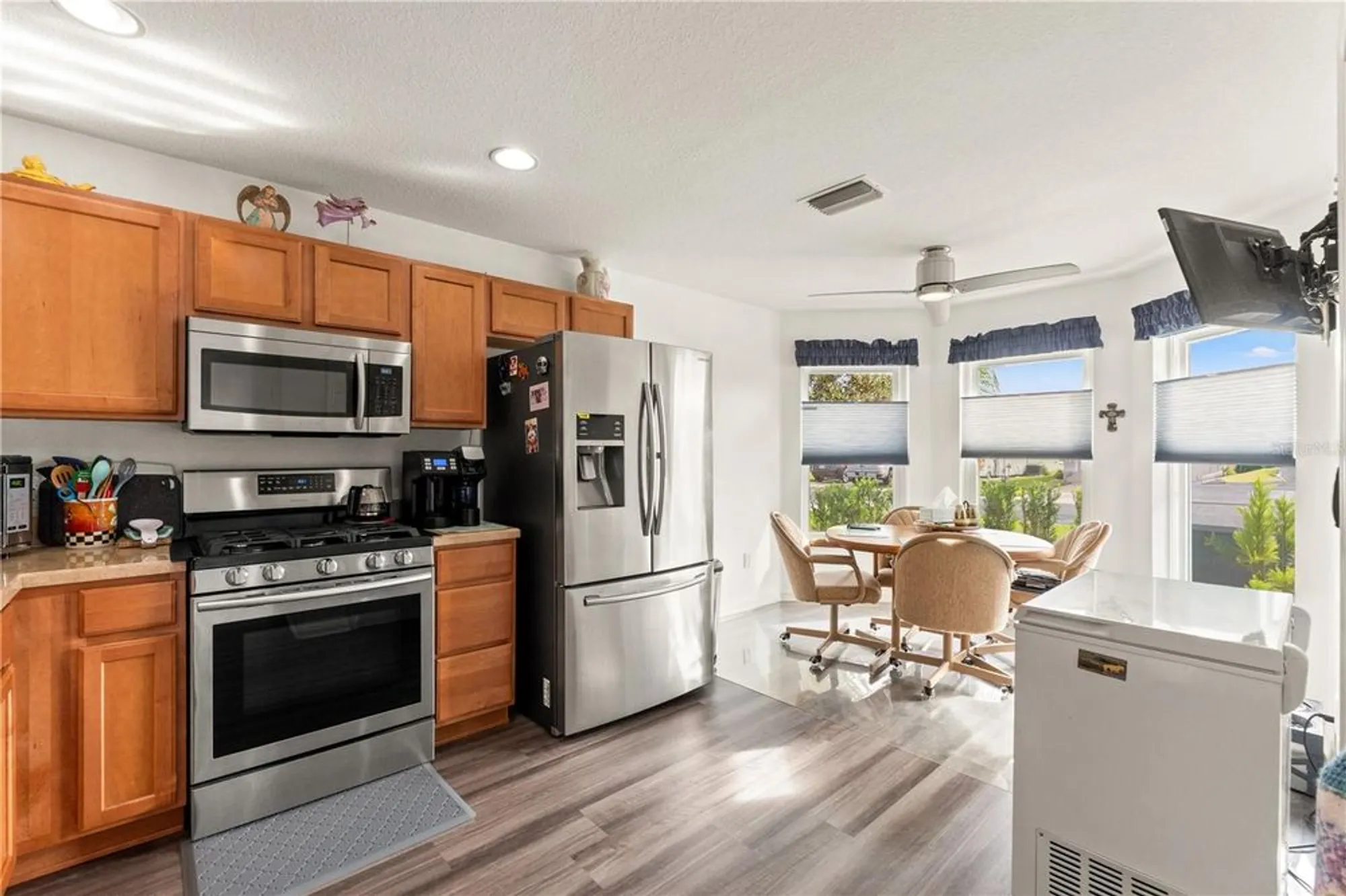 Property Slideshow image 8 of 35 | 15819 sw 13th cir, Ocala, FL, 34473