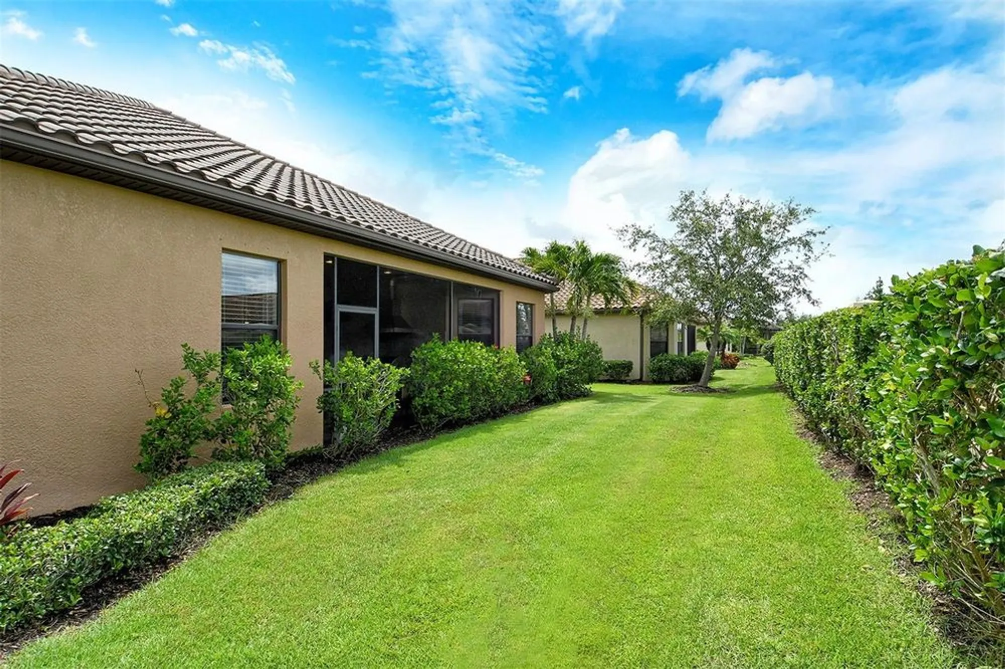Property Slideshow image 47 of 79 | 4916 tivoli run, Bradenton, FL, 34211