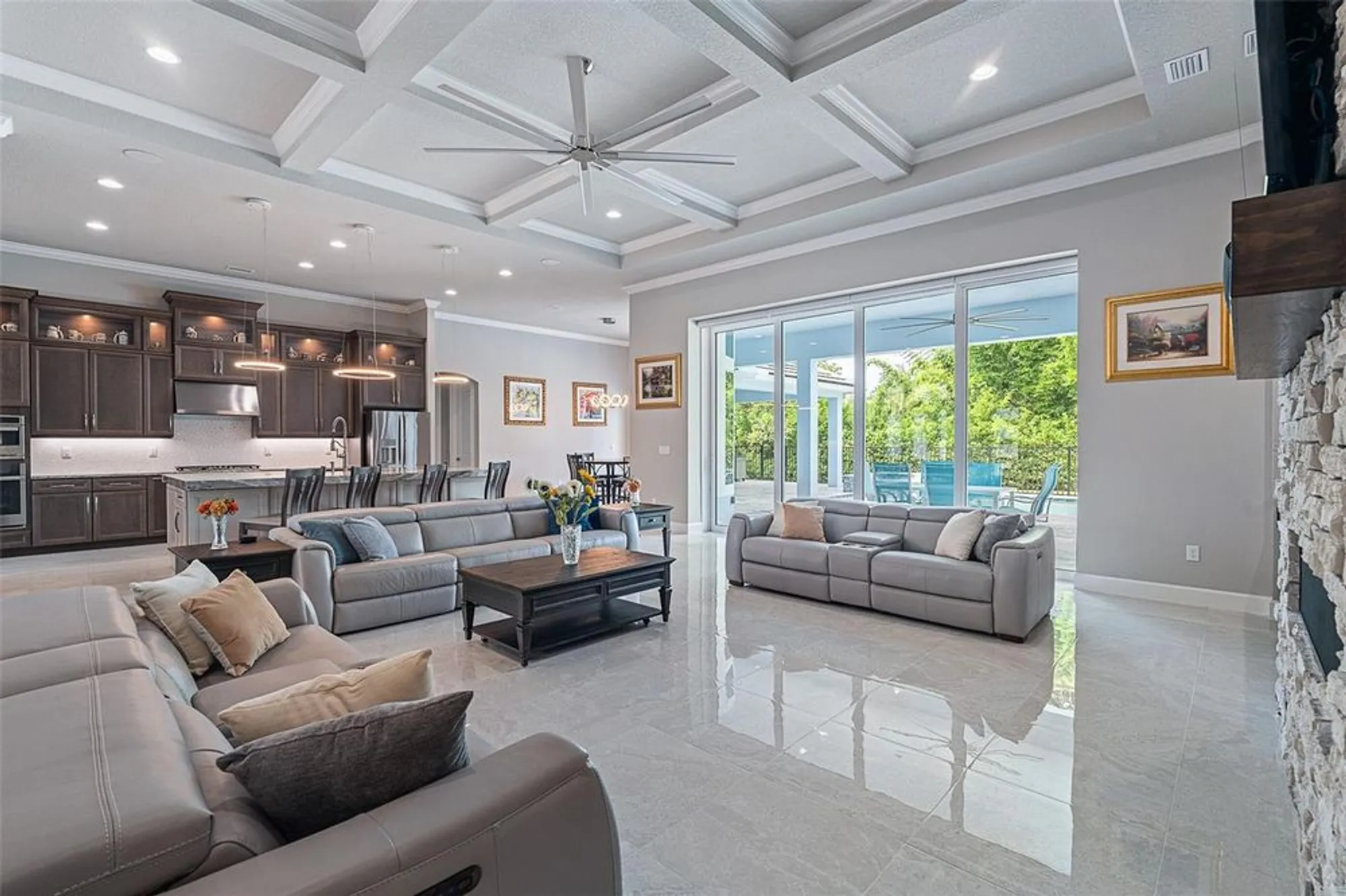 Property Slideshow image 13 of 100 | 998 downshire ln, Ormond Beach, FL, 32174