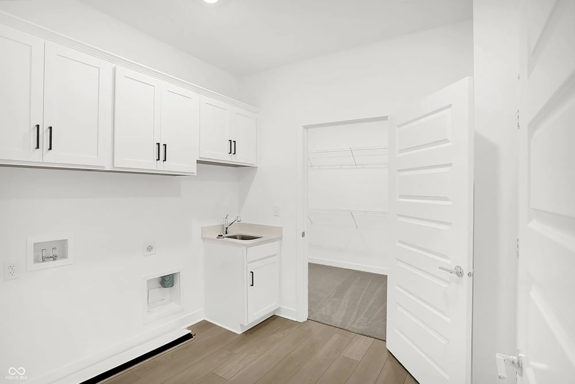 Property Slideshow image 30 of 37 | 5351 nettleton way, Avon, IN, 46123