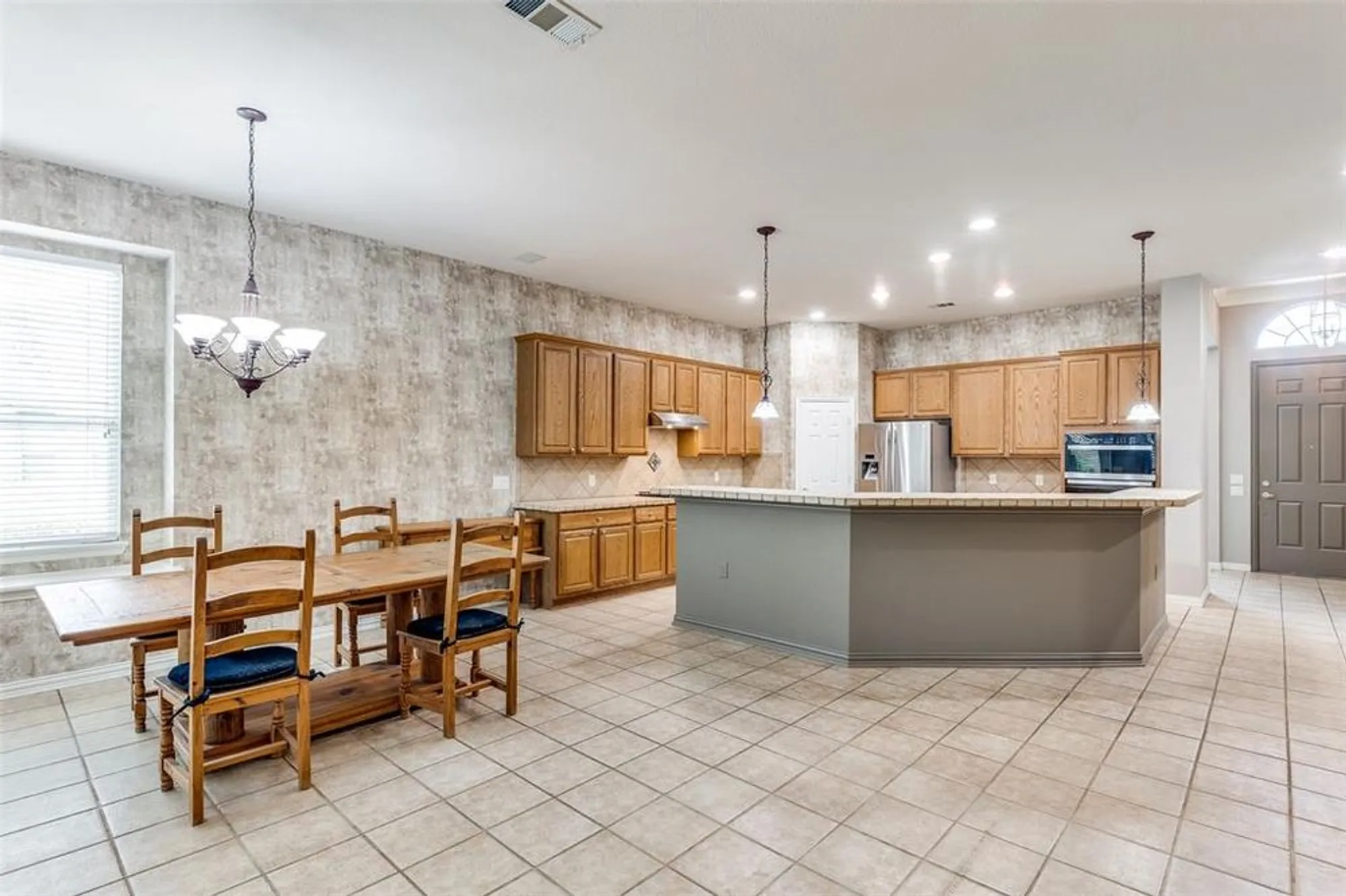 Property Slideshow image 9 of 40 | 351 southern hills dr, Fairview, TX, 75069