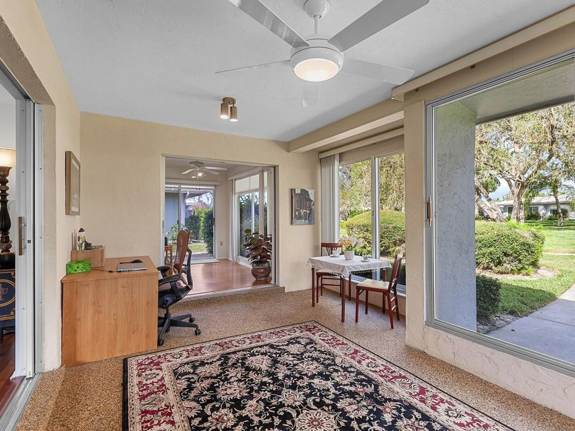 Property Slideshow image 21 of 32 | 3761 somerville dr # 1518, Sarasota, FL, 34232