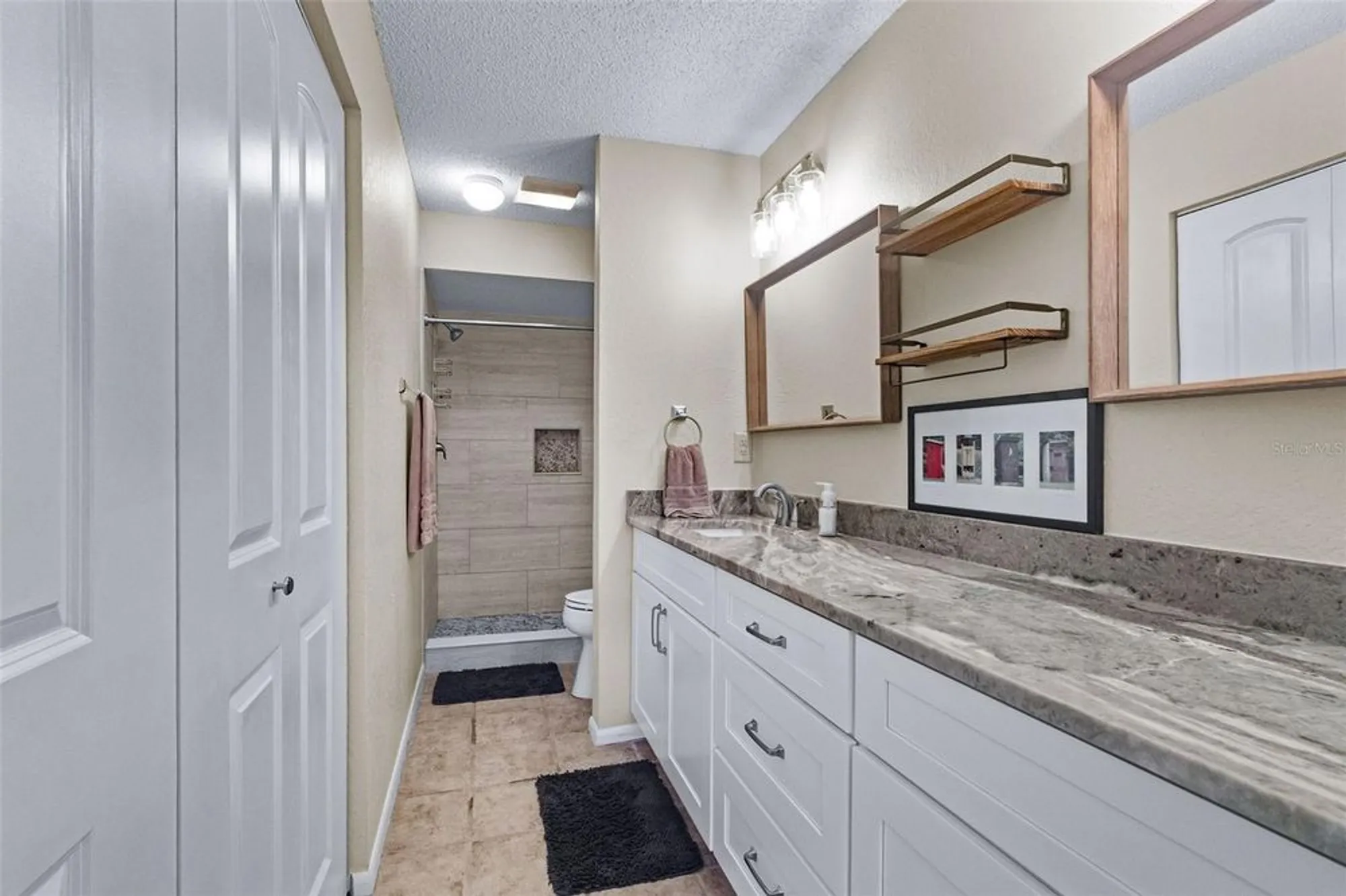 Property Slideshow image 15 of 37 | 1417 heather ridge blvd, Dunedin, FL, 34698