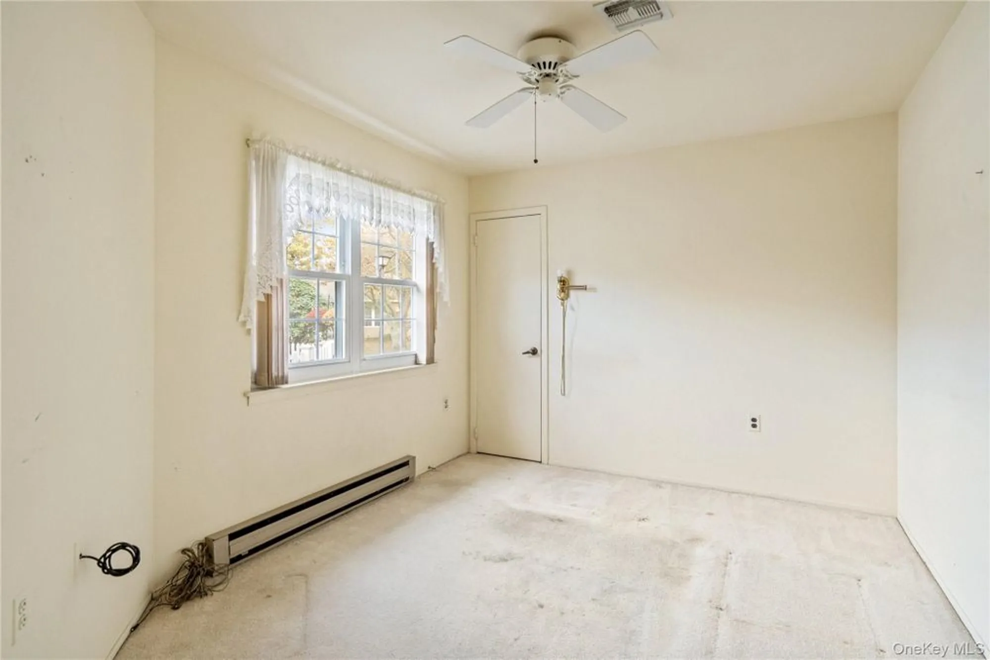 Property Slideshow image 14 of 36 | 77 revere dr, Sayville, NY, 11782