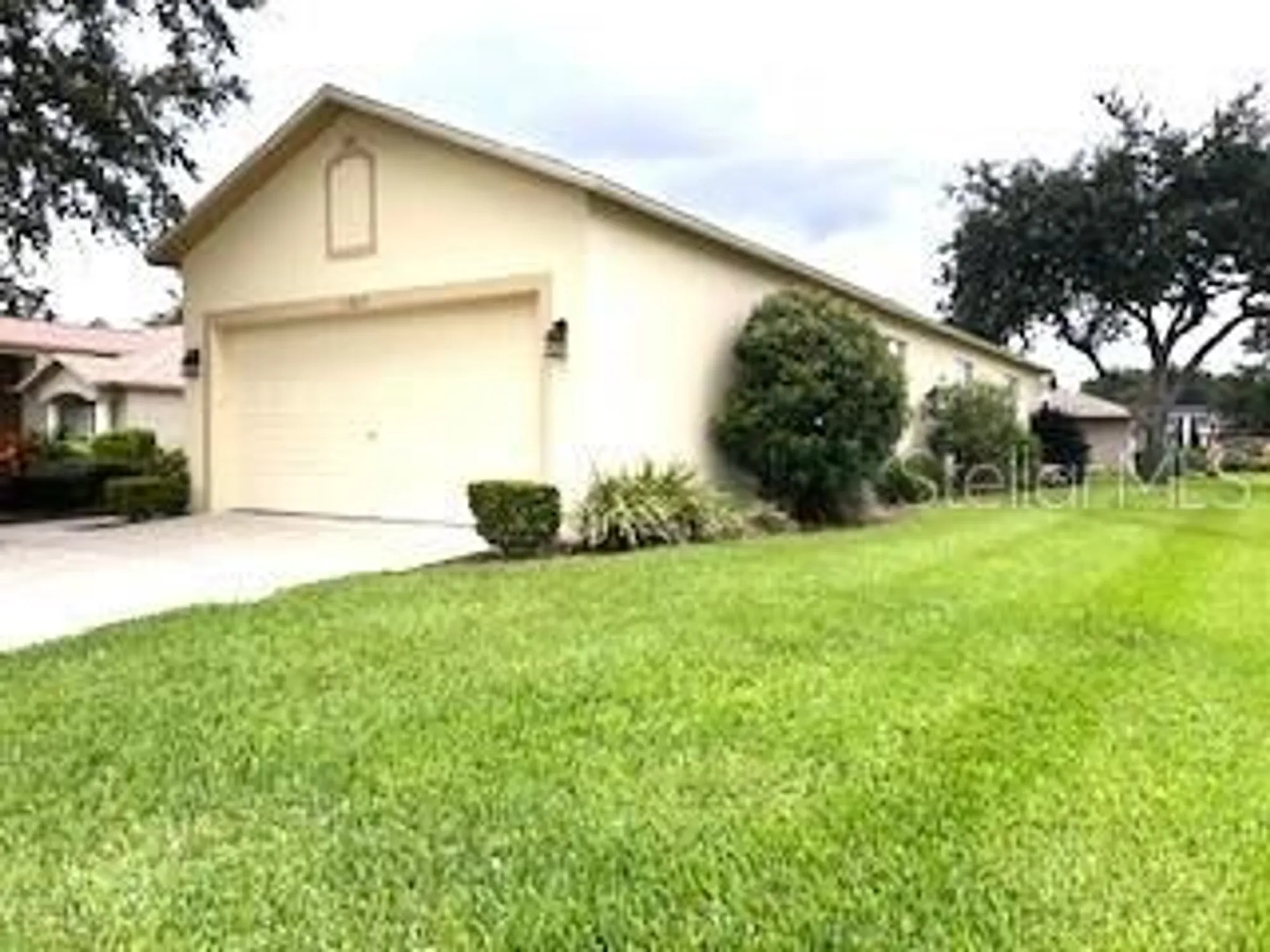 Property Slideshow image 4 of 37 | 11819 scenic hills blvd, Hudson, FL, 34667