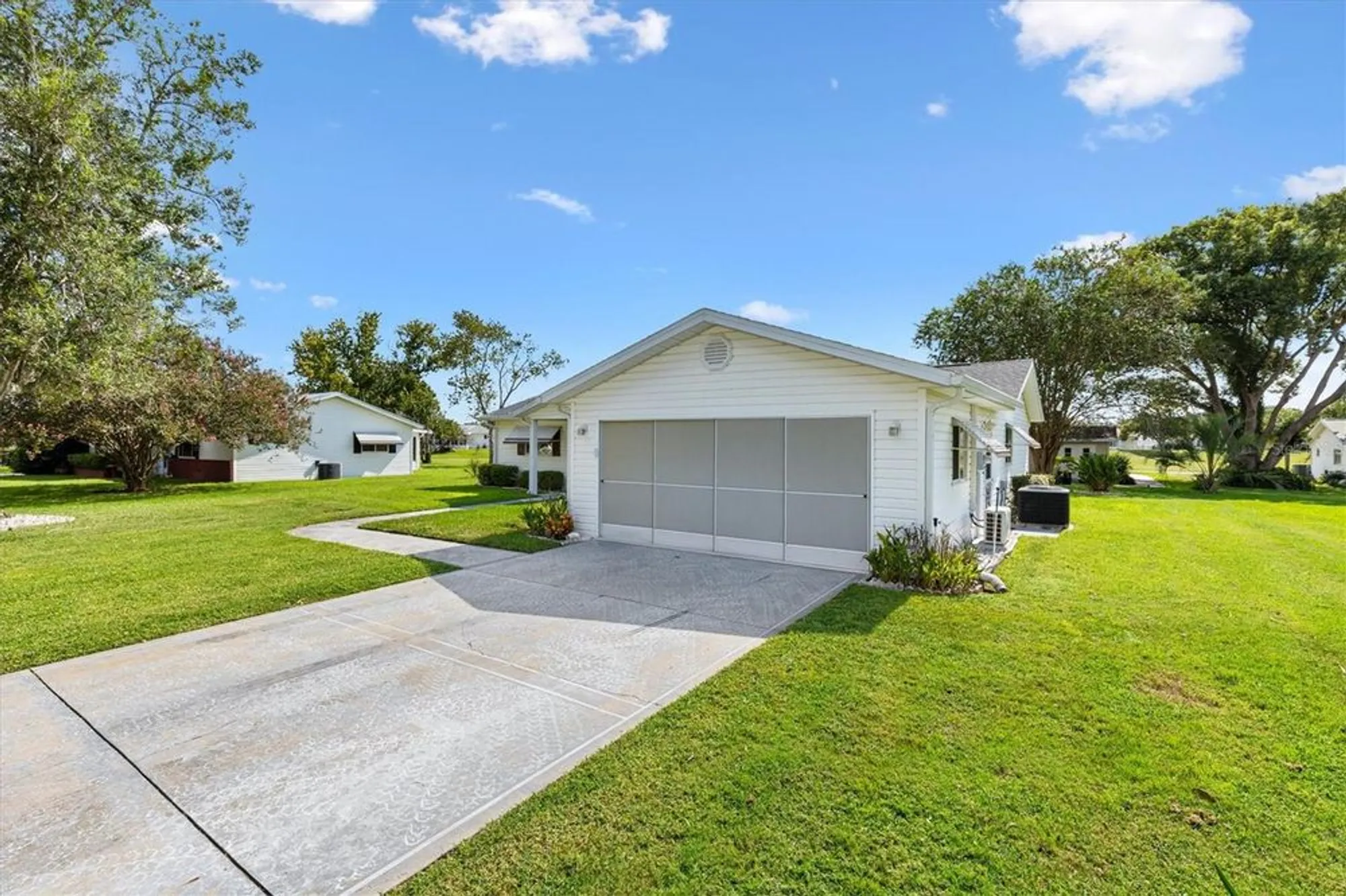 Property Slideshow image 2 of 47 | 17710 se 108th ave, Summerfield, FL, 34491