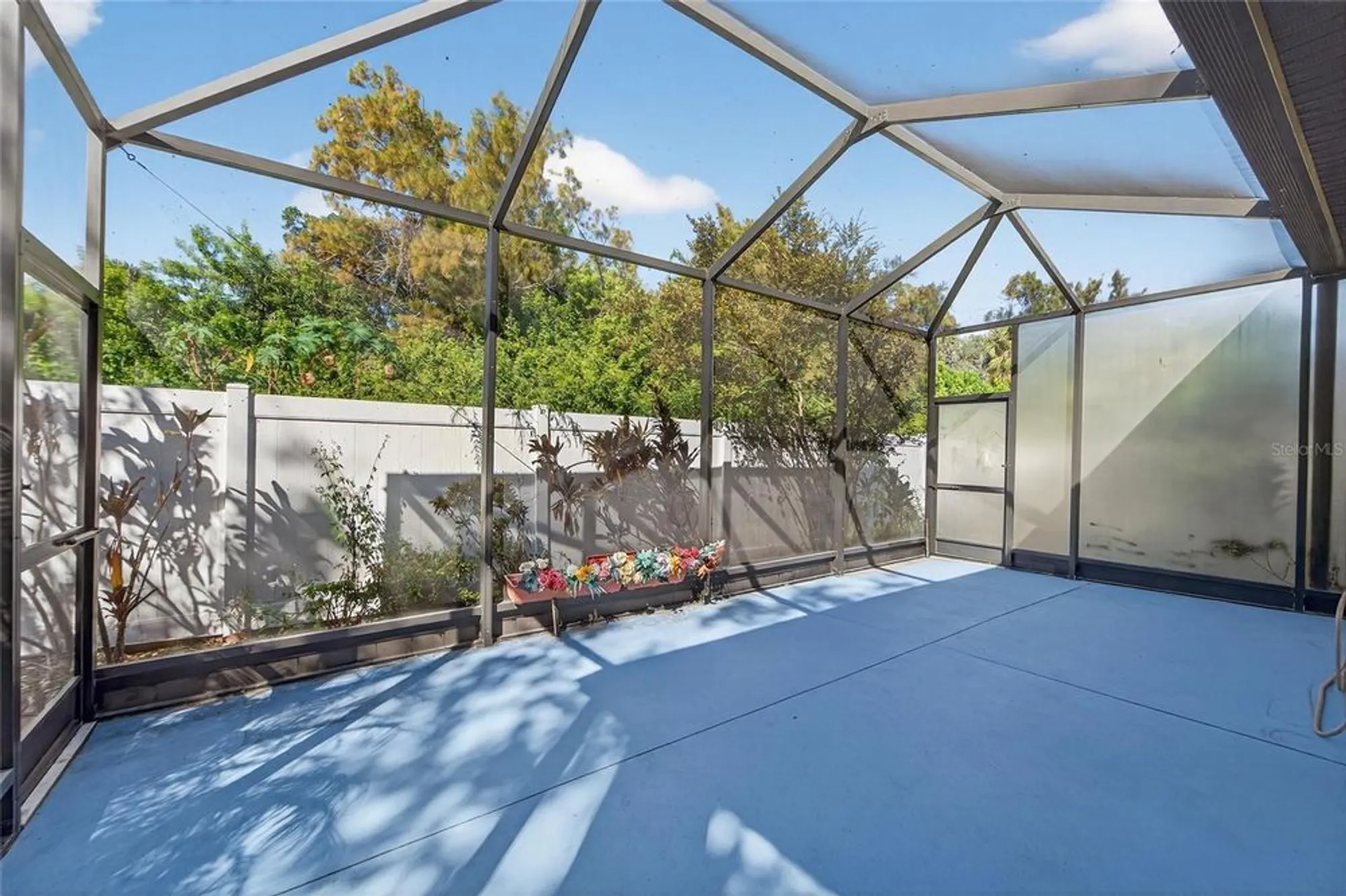 Property Slideshow image 45 of 72 | 420 cedar falls dr, Apollo Beach, FL, 33572
