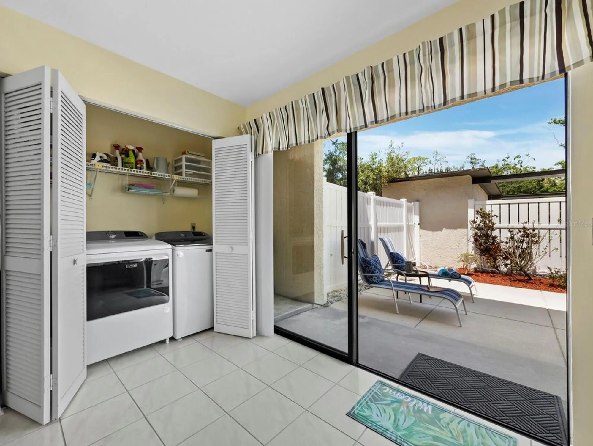 Property Slideshow image 24 of 67 | 6110 country club way 102, Sarasota, FL, 34243